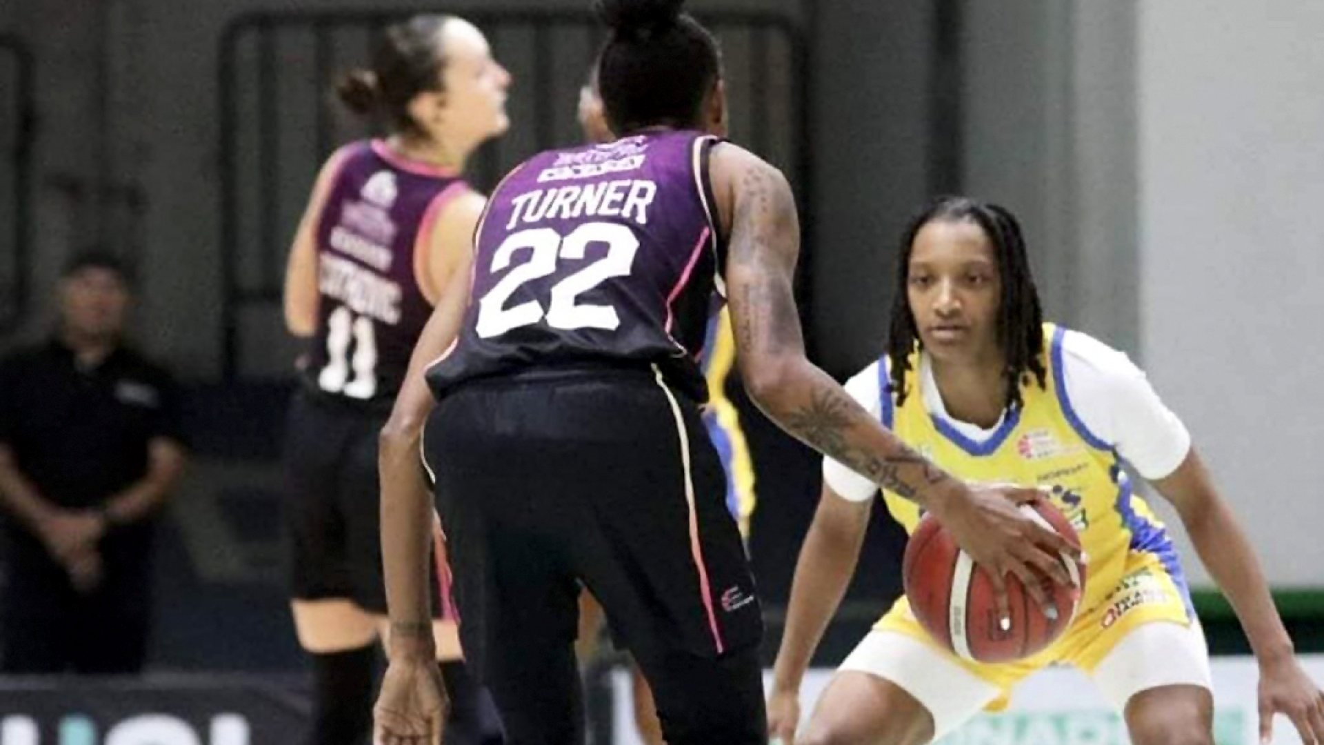 Halcones de Xalapa Femenil divide la serie frente a las Santas del Potosí