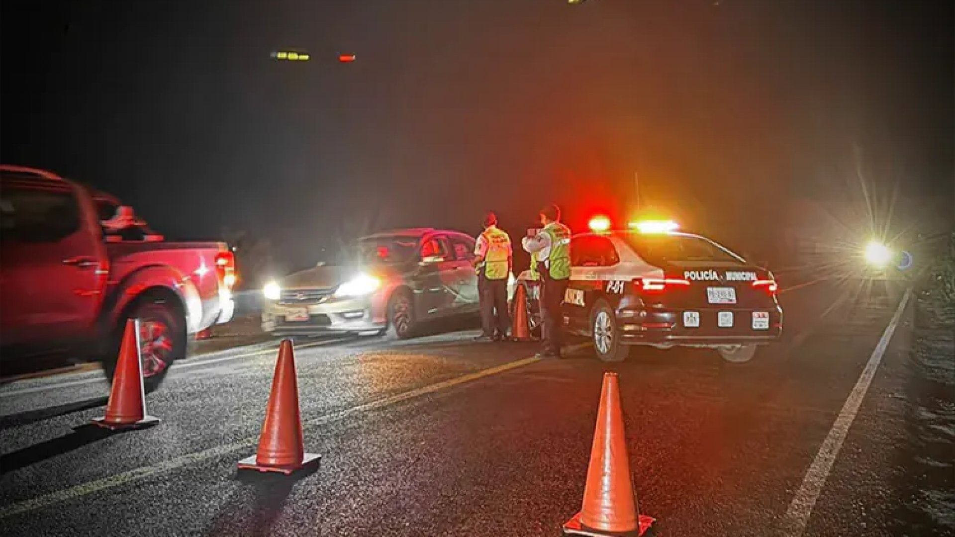 Linchan a 4 en Atlixco; poblanos amenazan con quemar a mujer