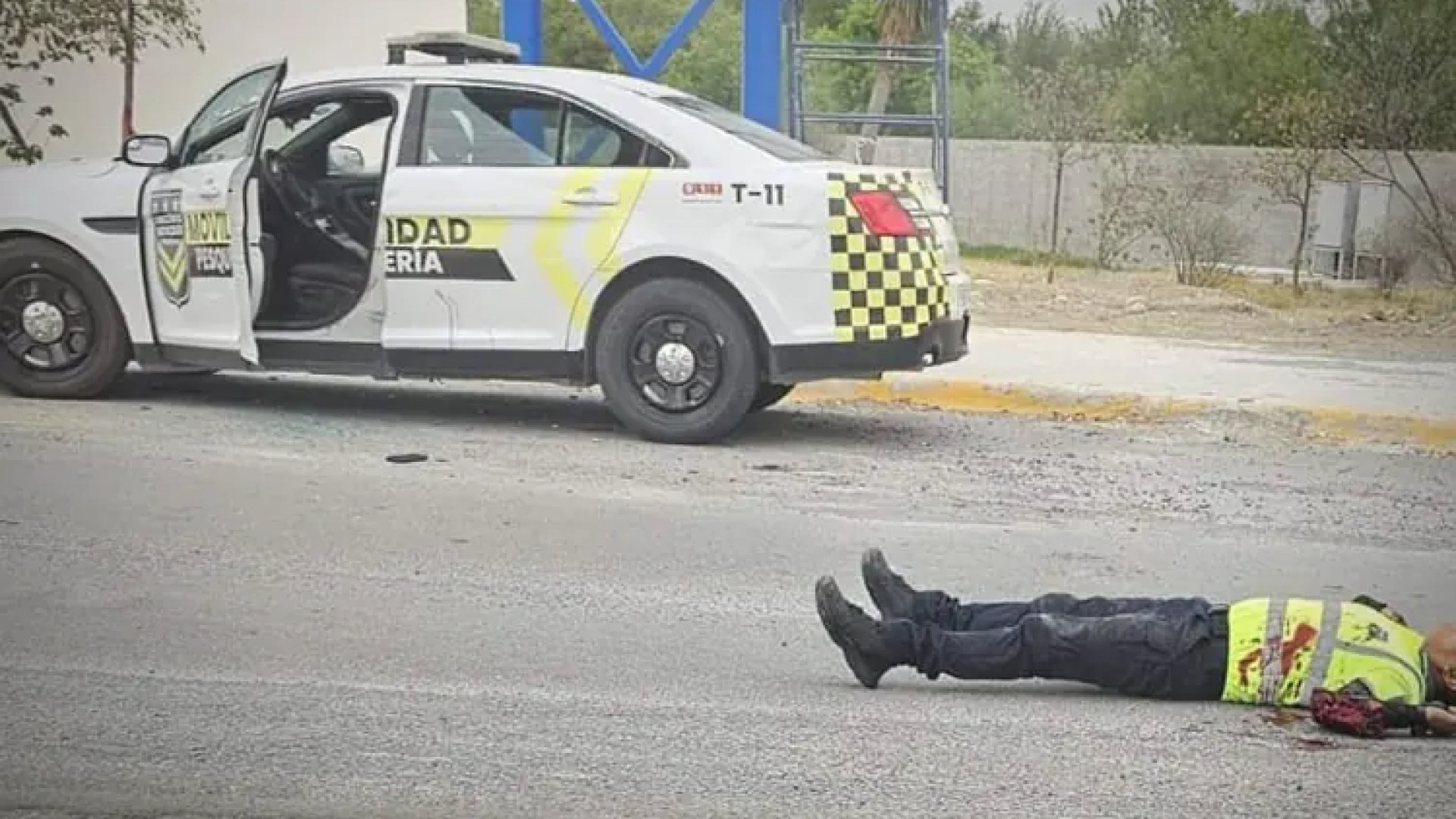En Pesquería, matan a tiros a elemento de Tránsito