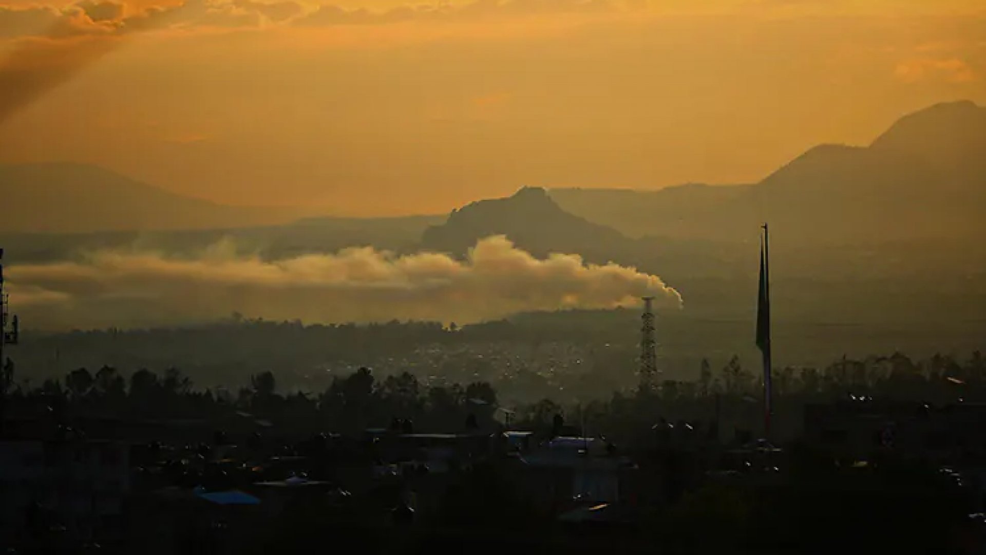 Sofocan incendio forestal en Parque Ecológico de Xochimilco