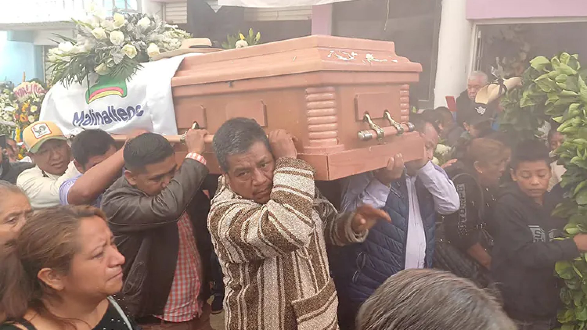 Dan último adiós a Acasio Flores, alcalde de Malinaltepec, Guerrero