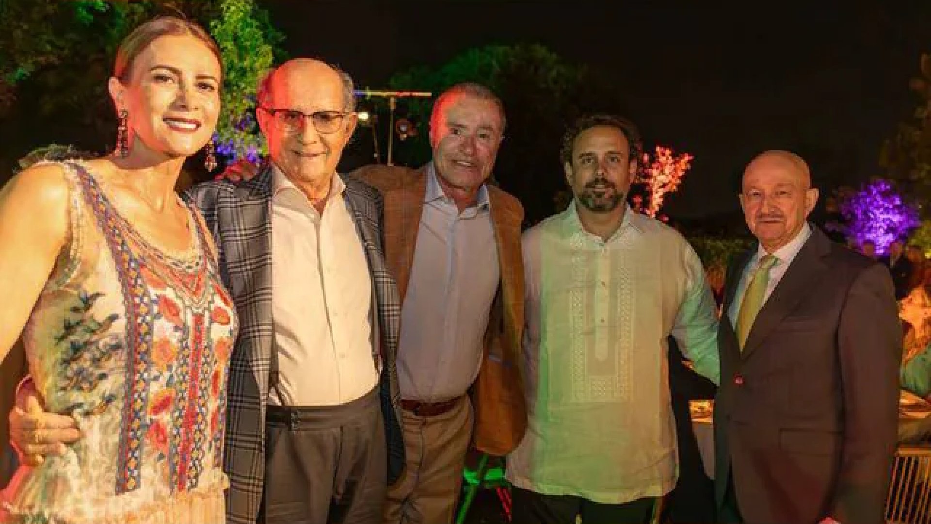 Reaparece Salinas de Gortari de fiesta en Madrid, España