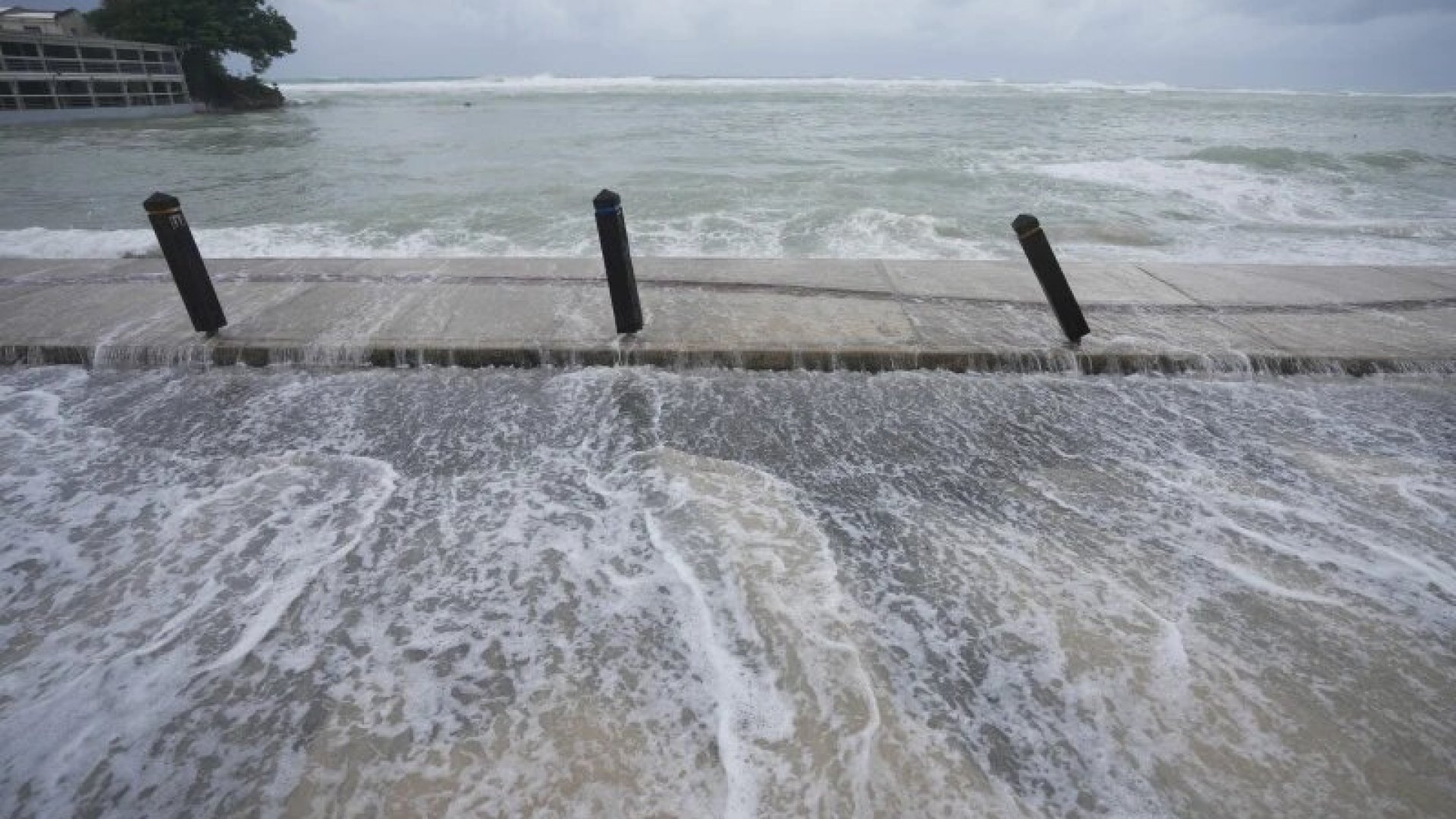 Las cálidas aguas del Atlántico impulsan temporada de tormentas aterradora