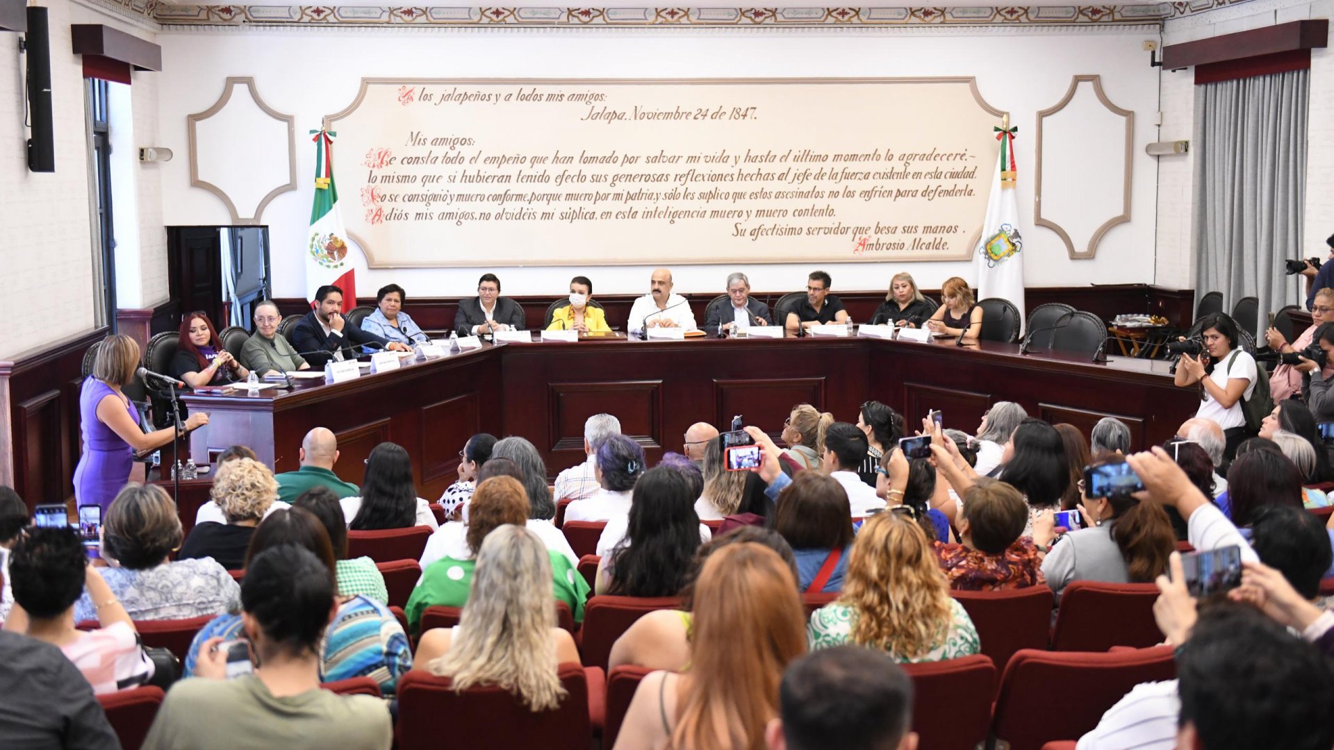 Xalapa, casa de las feministas de México: Ricardo Ahued