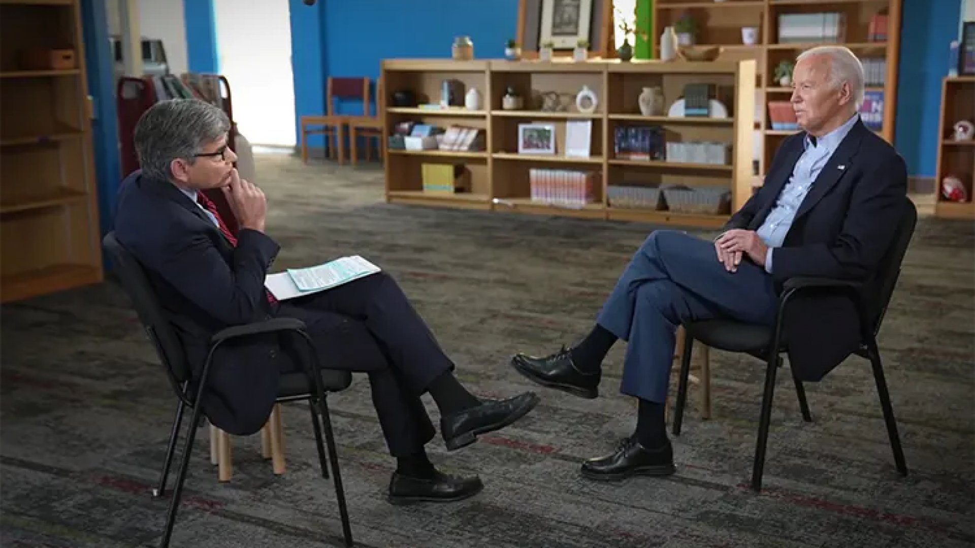 Biden se defiende de llamados a declinar en elecciones de EU