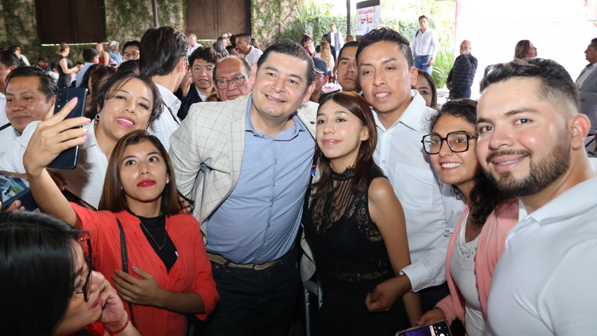 Anuncia Alejandro Armenta gira de Agradecimiento