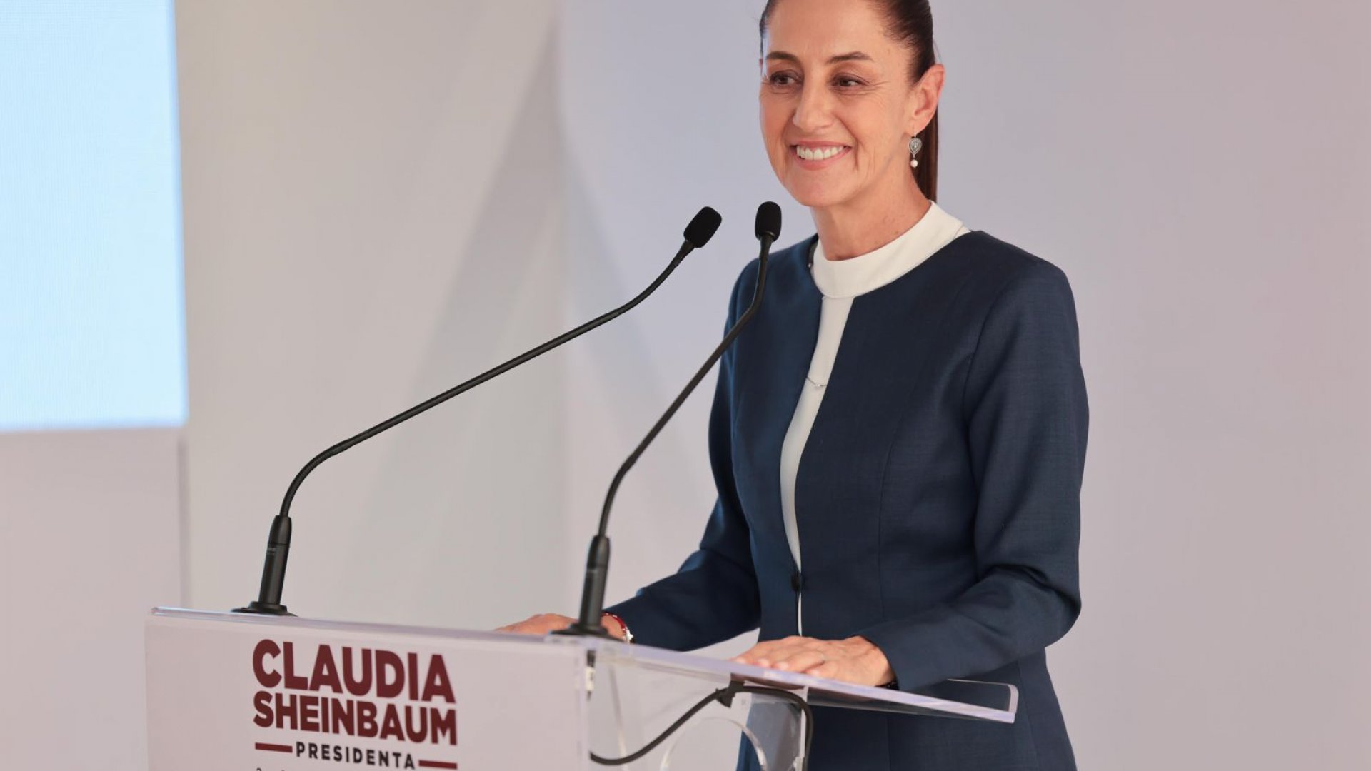 Claudia Sheinbaum anuncia la construcción de tres mil kilómetros de tren de pasajeros