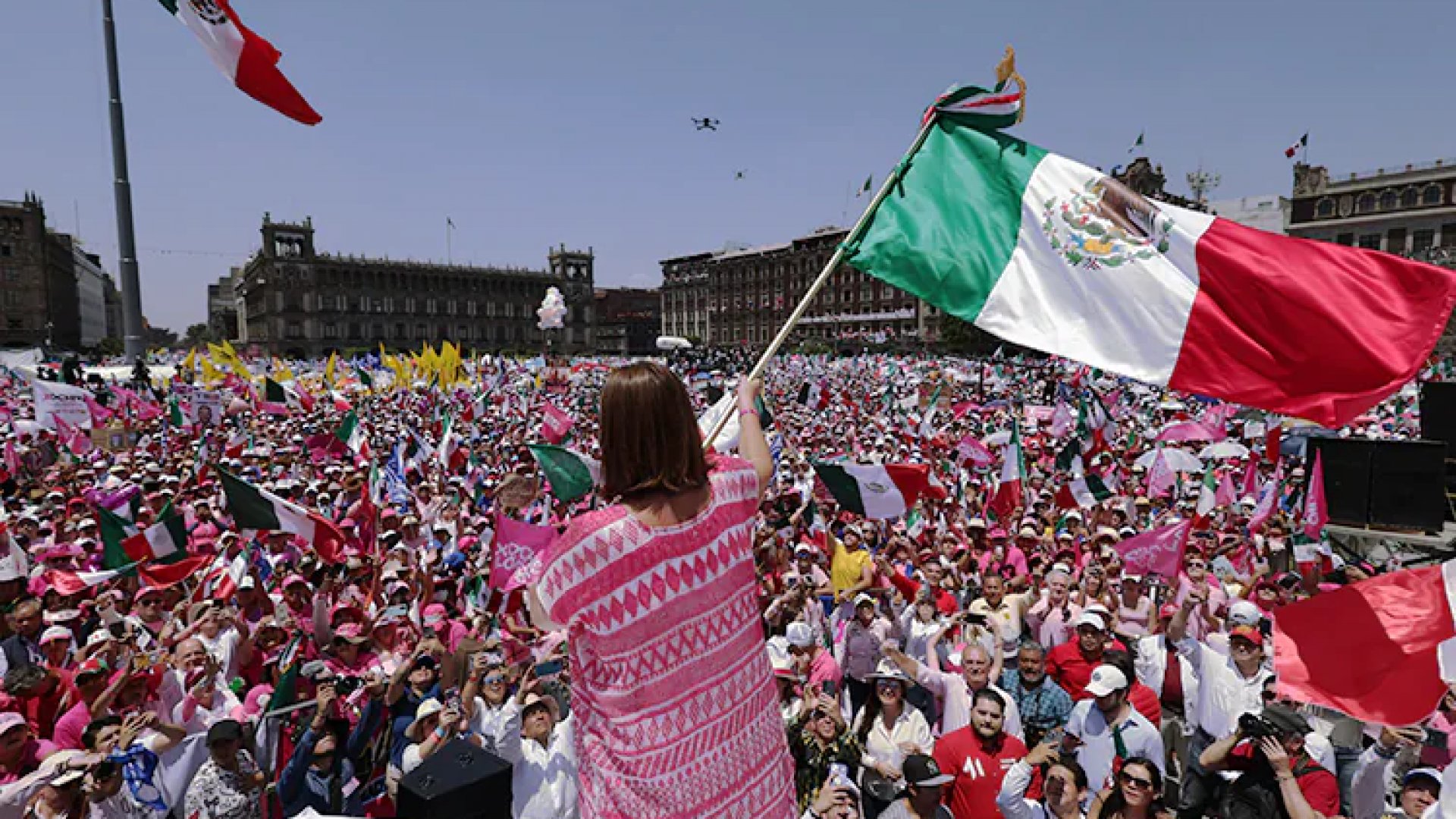 Le pide INE a activista explicar si financió cierre de Xóchitl en Zócalo