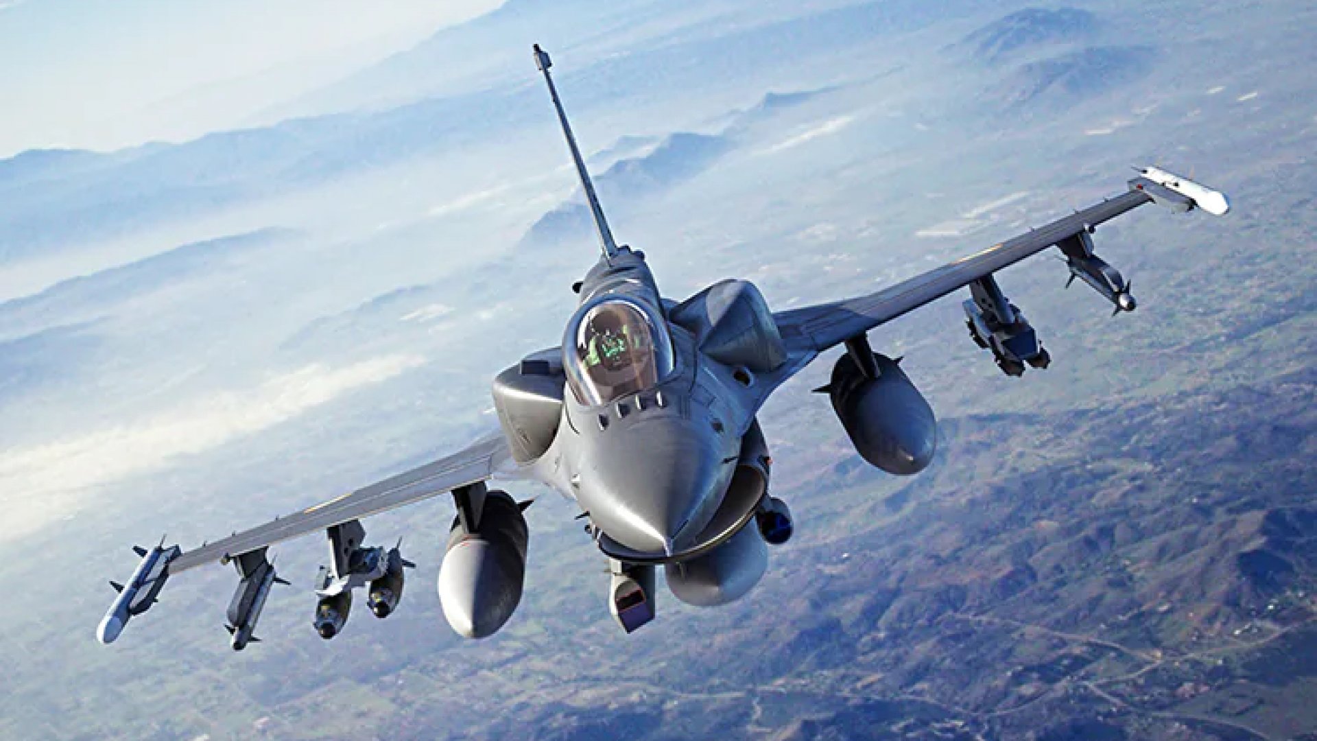 Noruega entregara a Ucrania seis cazas F-16 ante invasión rusa