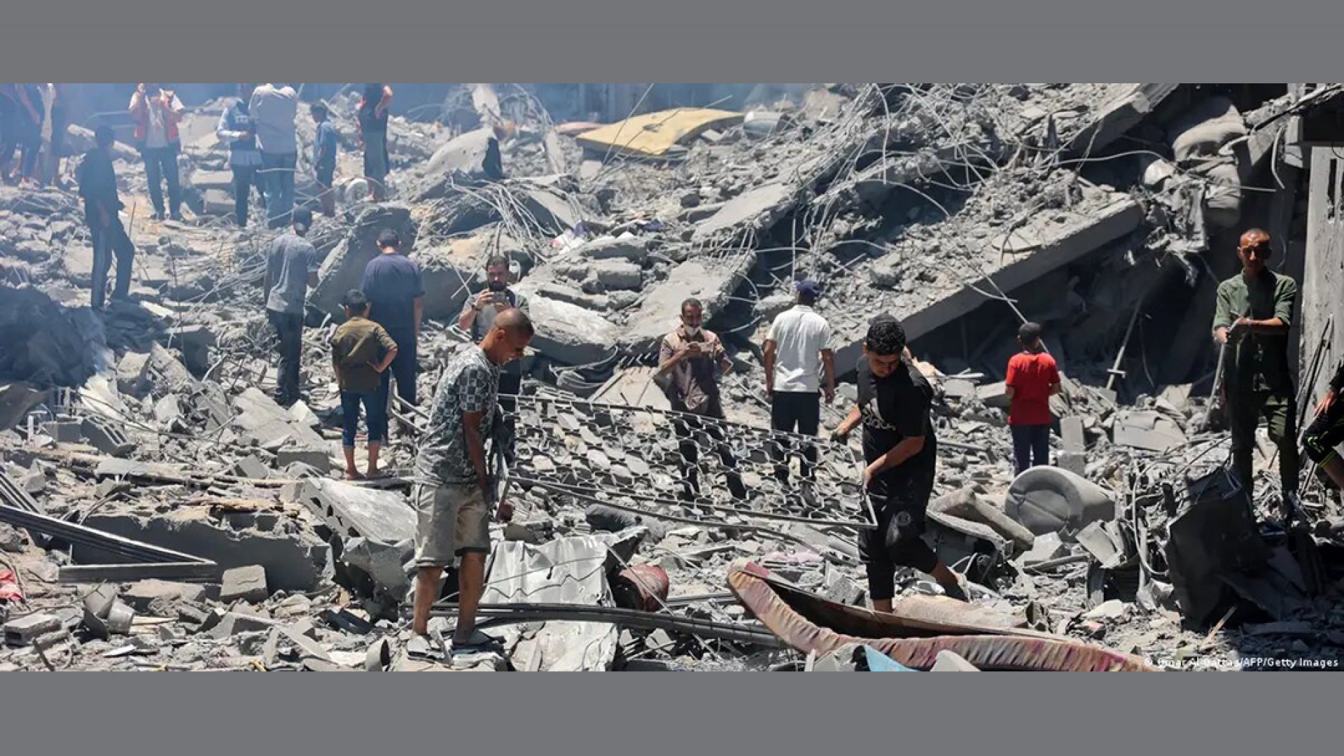 Defensa civil encuentra 60 cadáveres en distritos de Gaza