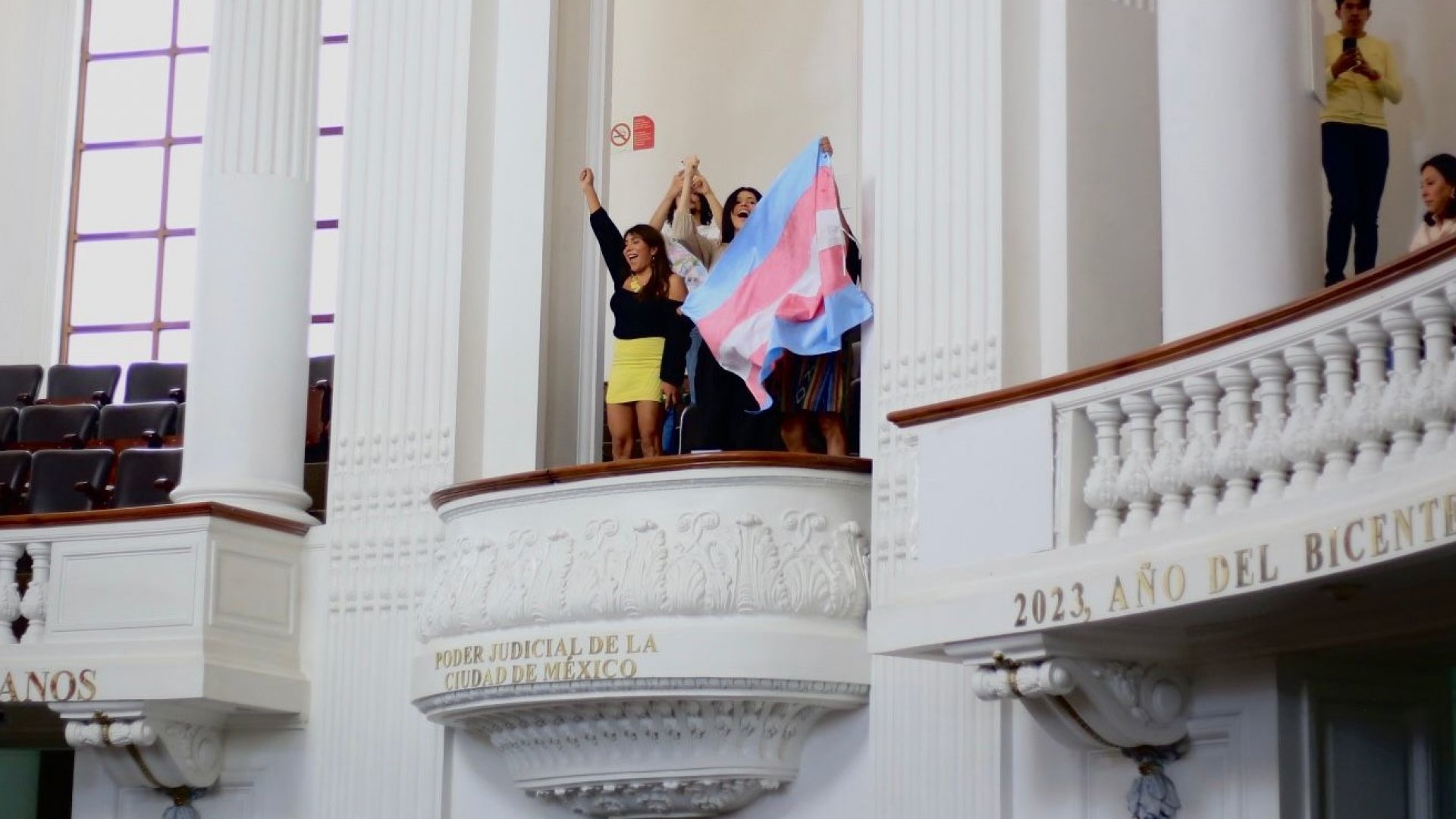 Avalan tipificación del transfeminicidio en CDMX