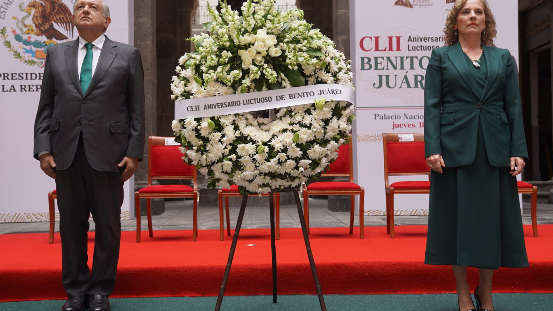 AMLO encabeza ceremonia del 152 aniversario luctuoso de Benito Juárez