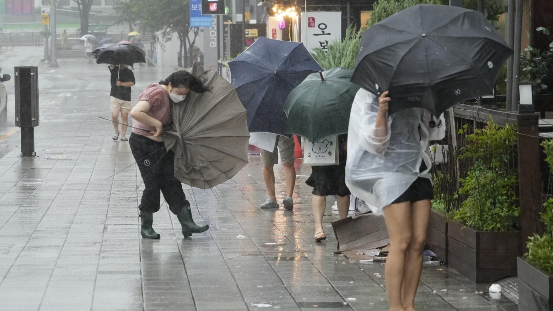 Frente frío y onda tropical 13 traerán lluvias fuertes e intensas