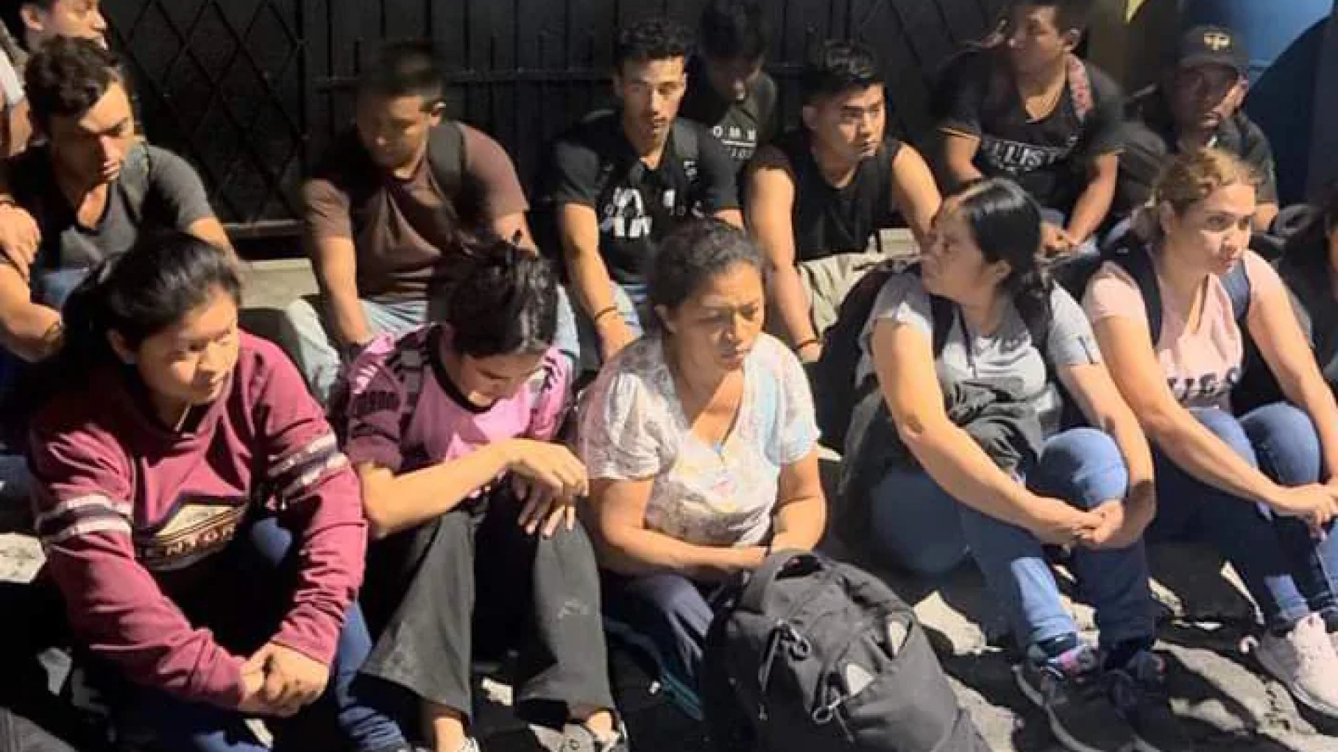 Más de 40 indocumentados fueron rescatados en Escobedo, MTY
