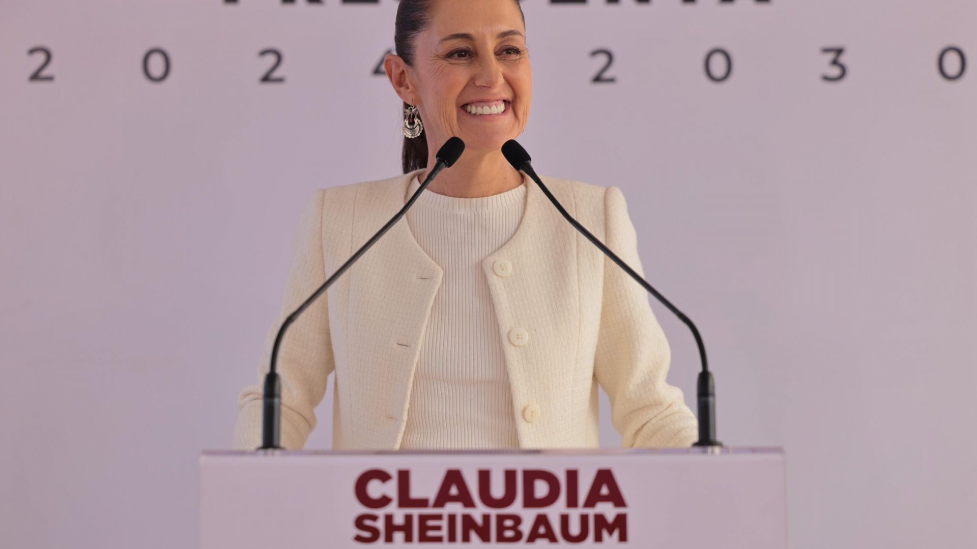 No vamos a abandonar, ni dar carpetazo, vamos a seguir trabajando: Claudia Sheinbaum, sobre caso Ayotzinapa