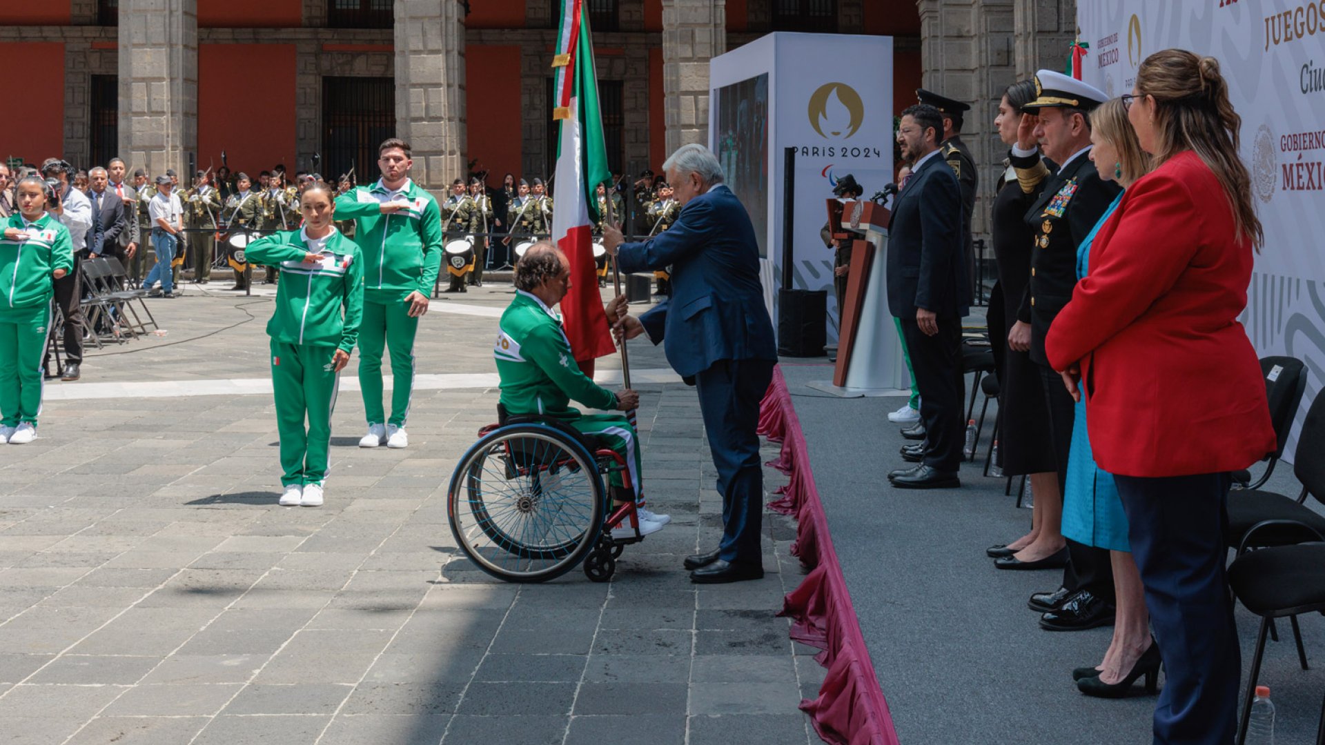 AMLO abandera a la Delegación Mexicana para los Juegos Paralímpicos de París 2024