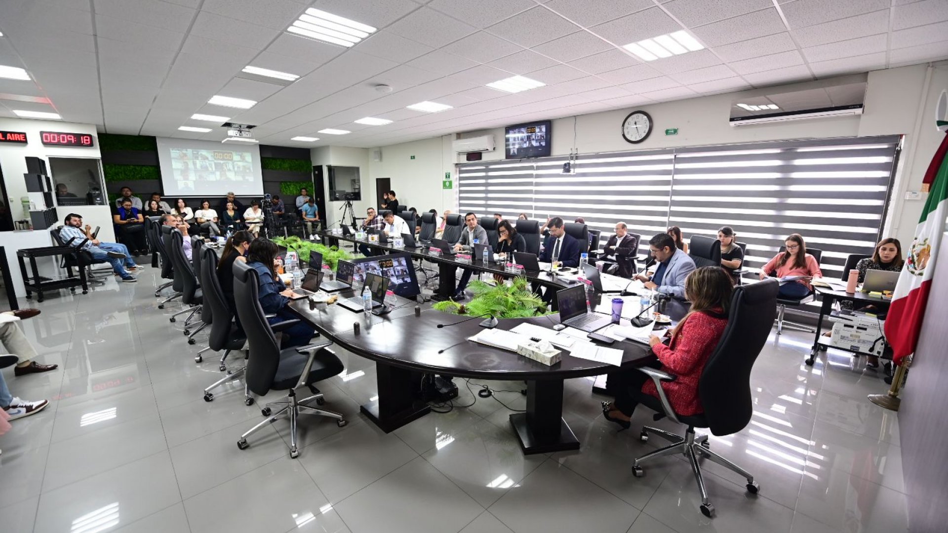 Consejo General del OPLE Veracruz aprueba financiamiento público de partidos políticos para 2025