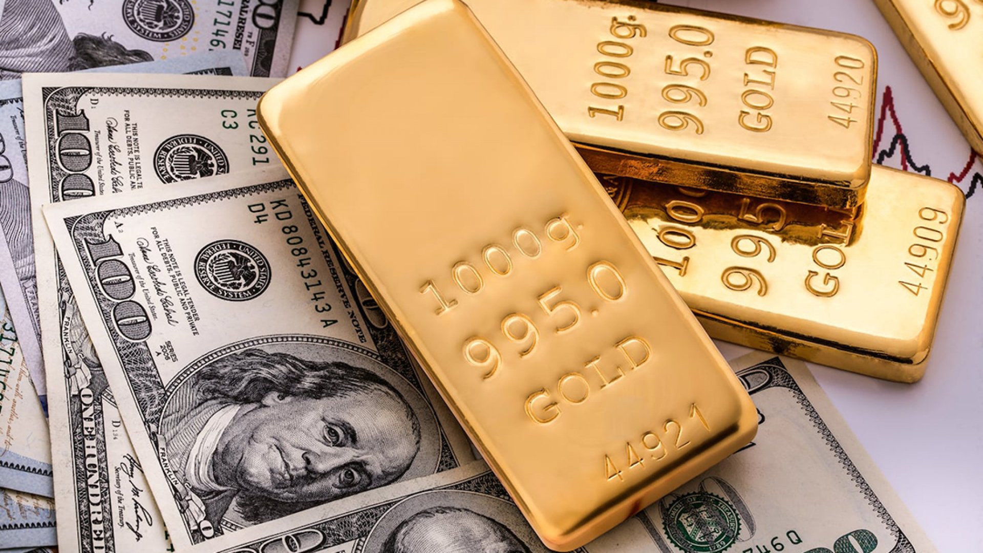 El oro alcanza los $2,500 por onza y marca un nuevo récord
