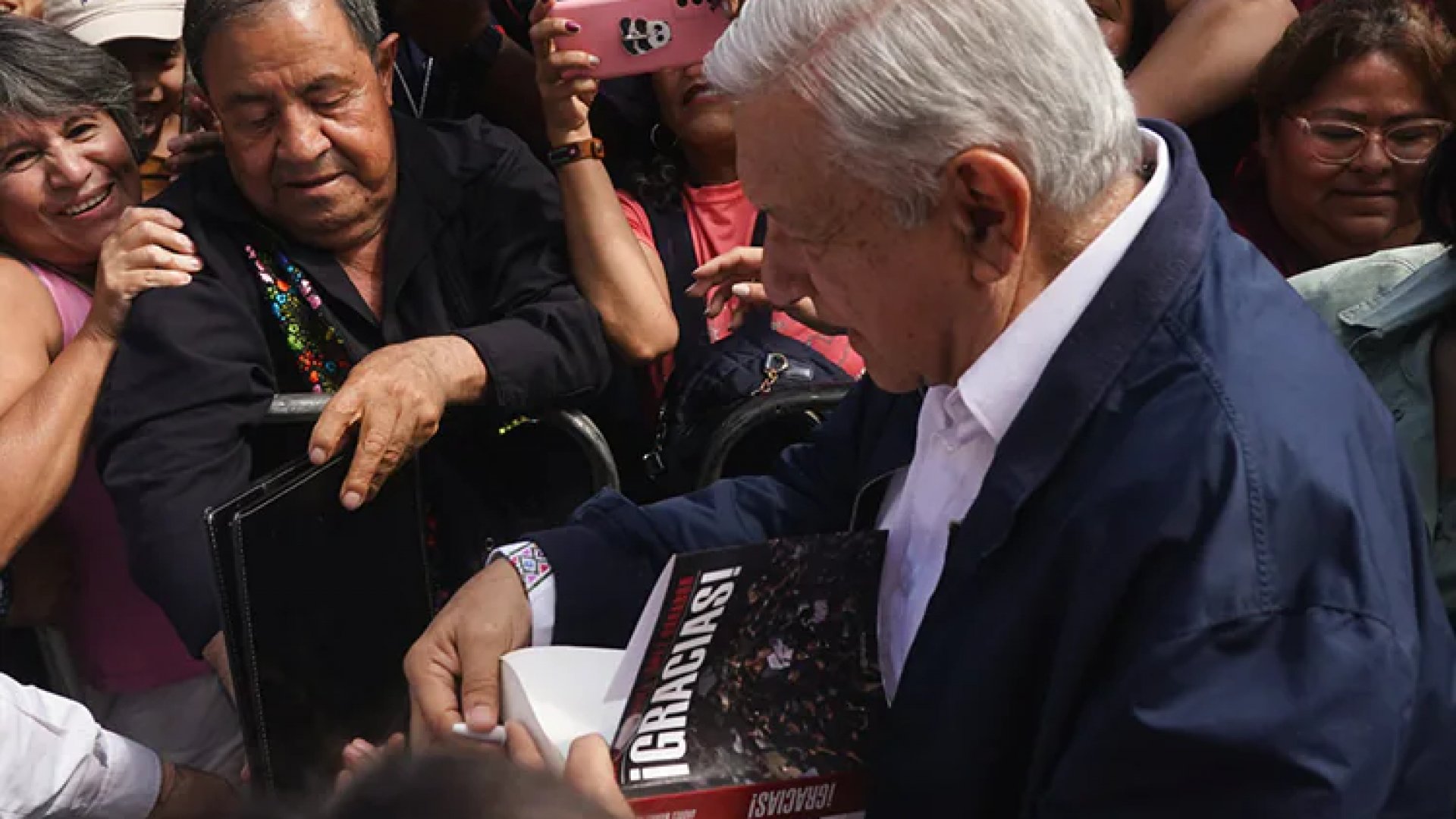 Asegura AMLO que salen 100 mil de la pobreza con la 4T