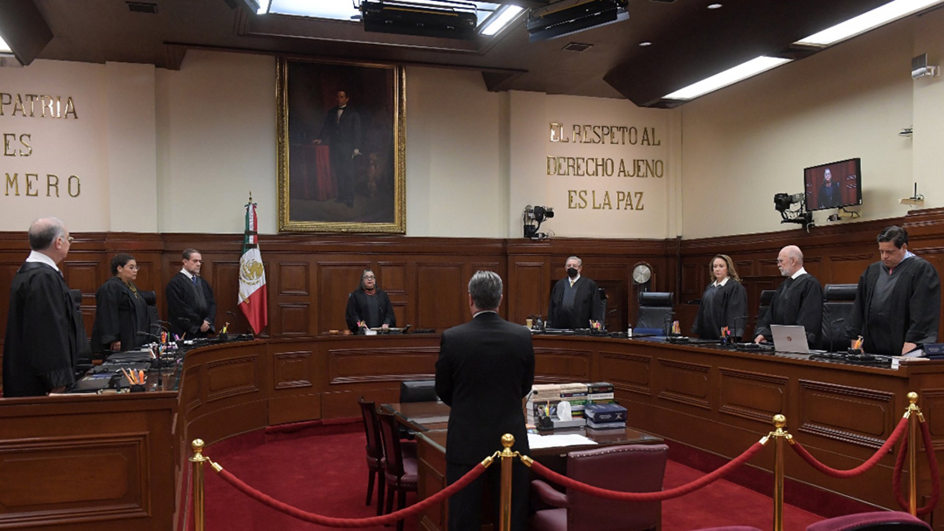 Ministros de la SCJN debatirán en privado sobre paro nacional