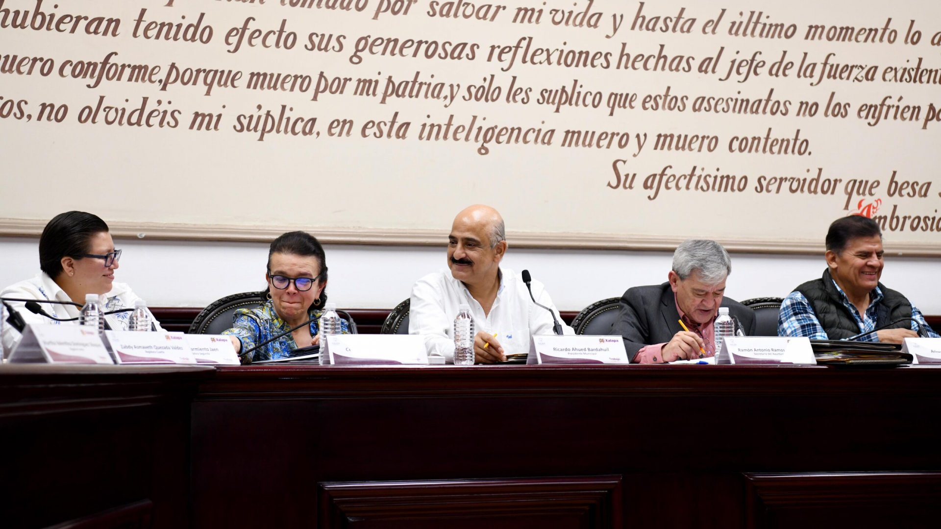Recibe Ayuntamiento subsidio estatal para la construcción de muros de contención