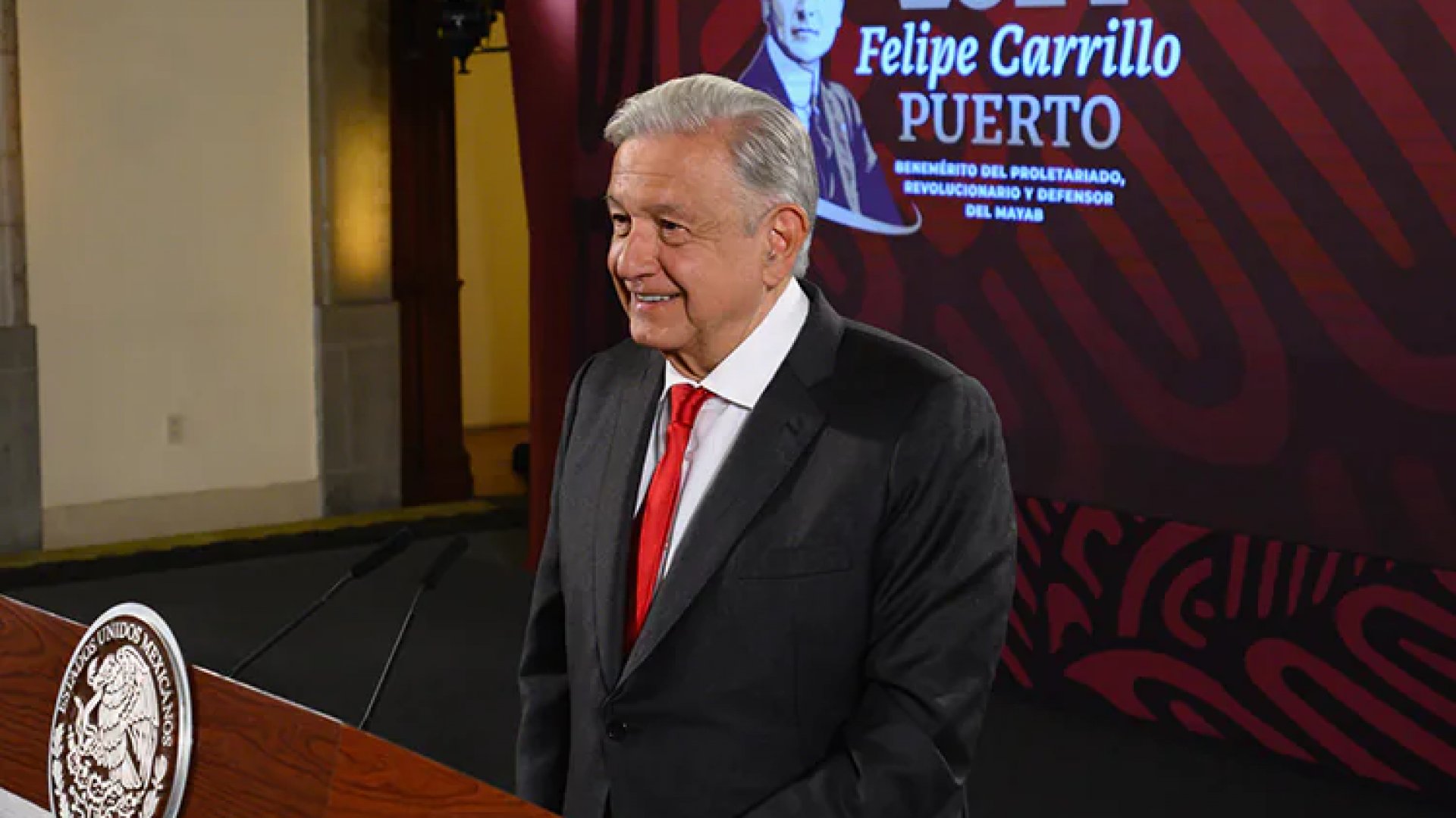 Maduro no será reconocido como presidente hasta conocer las actas electorales: AMLO