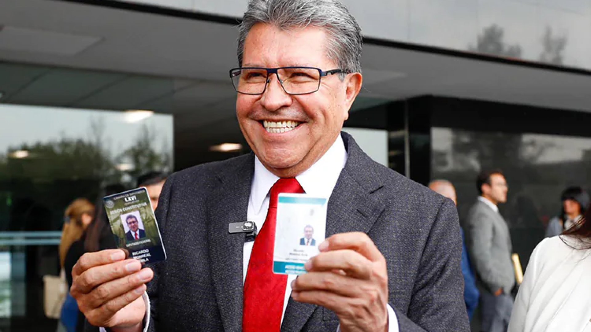 Reforma judicial podría discutirse el primer día de la nueva legislatura: Monreal