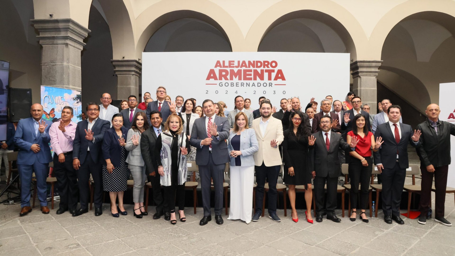 El gabinete debe comprometerse a trabajar con responsabilidad y amor por Puebla: Armenta