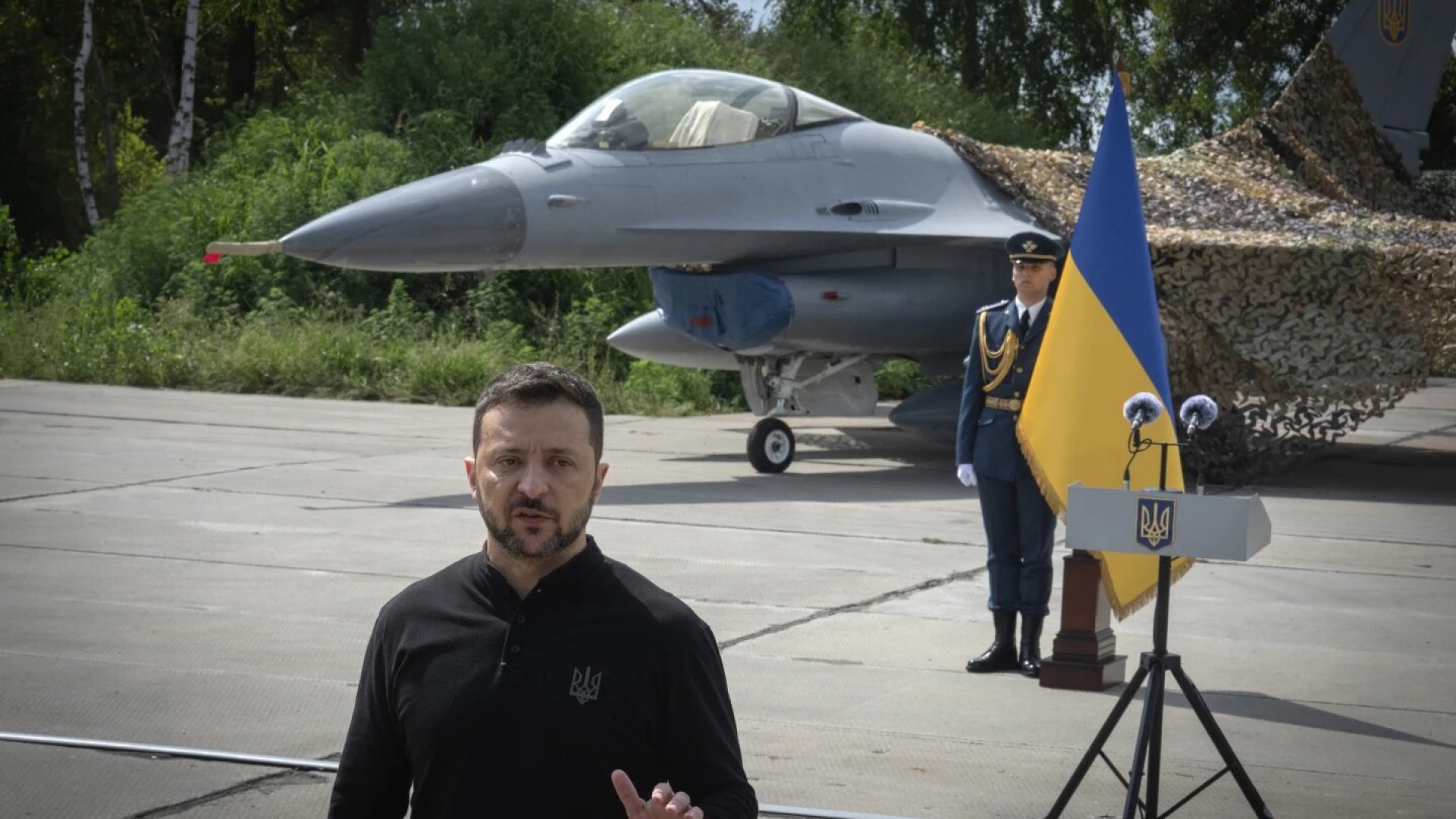 Zelenski destituye al jefe de la Fuerza Aérea ucraniana