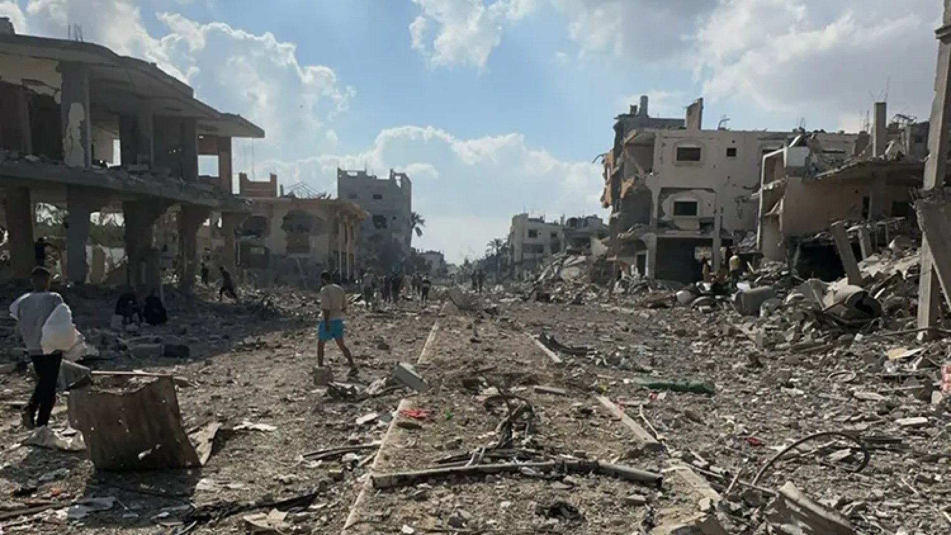 Bombardeos en Gaza dejan al menos 48 muertos y 205 heridos
