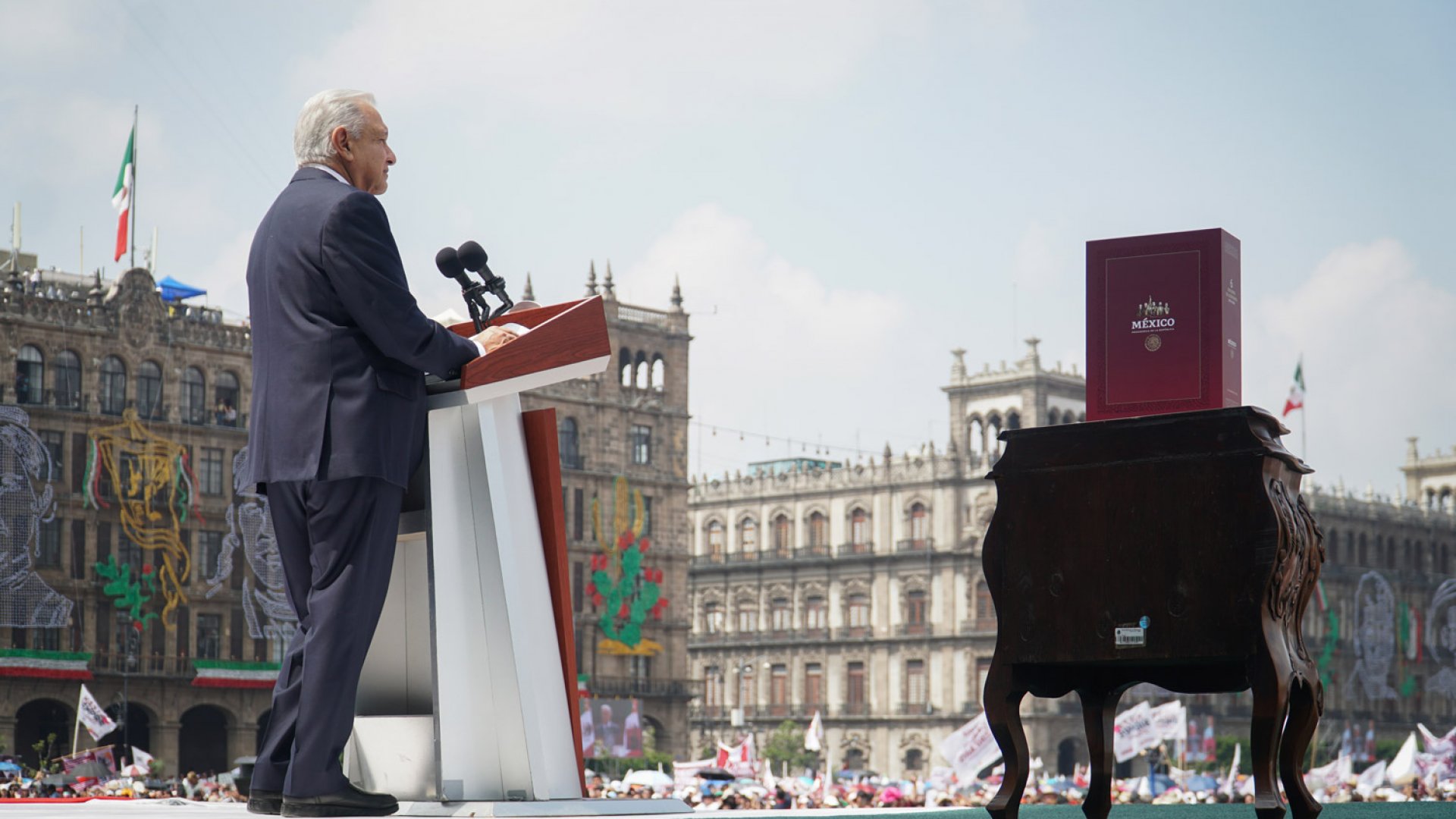 4T se hizo entre todos y desde abajo, afirma AMLO en Sexto Informe de Gobierno
