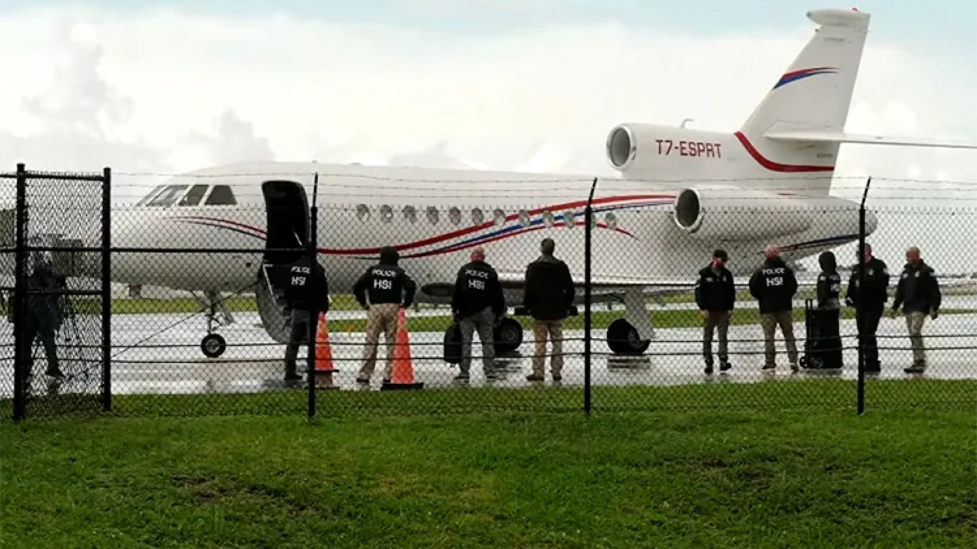 Confisca EU avión de Nicolás Maduro en República Dominicana