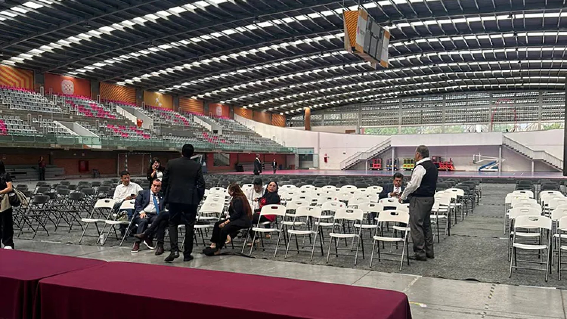Ante bloqueo en el Congreso, Morena cambia sede para discutir y aprobar reforma judicial