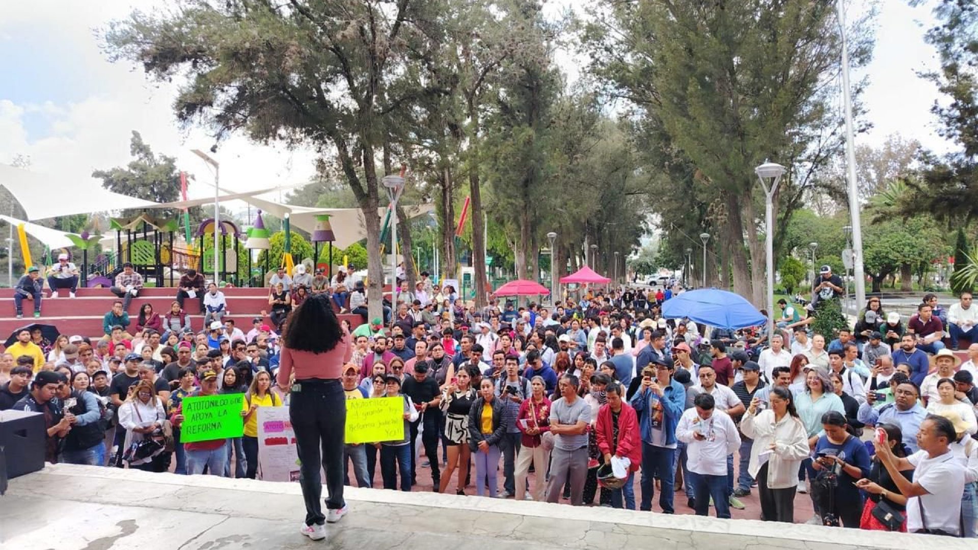 Jóvenes toman las calles a favor de la reforma al Poder Judicial
