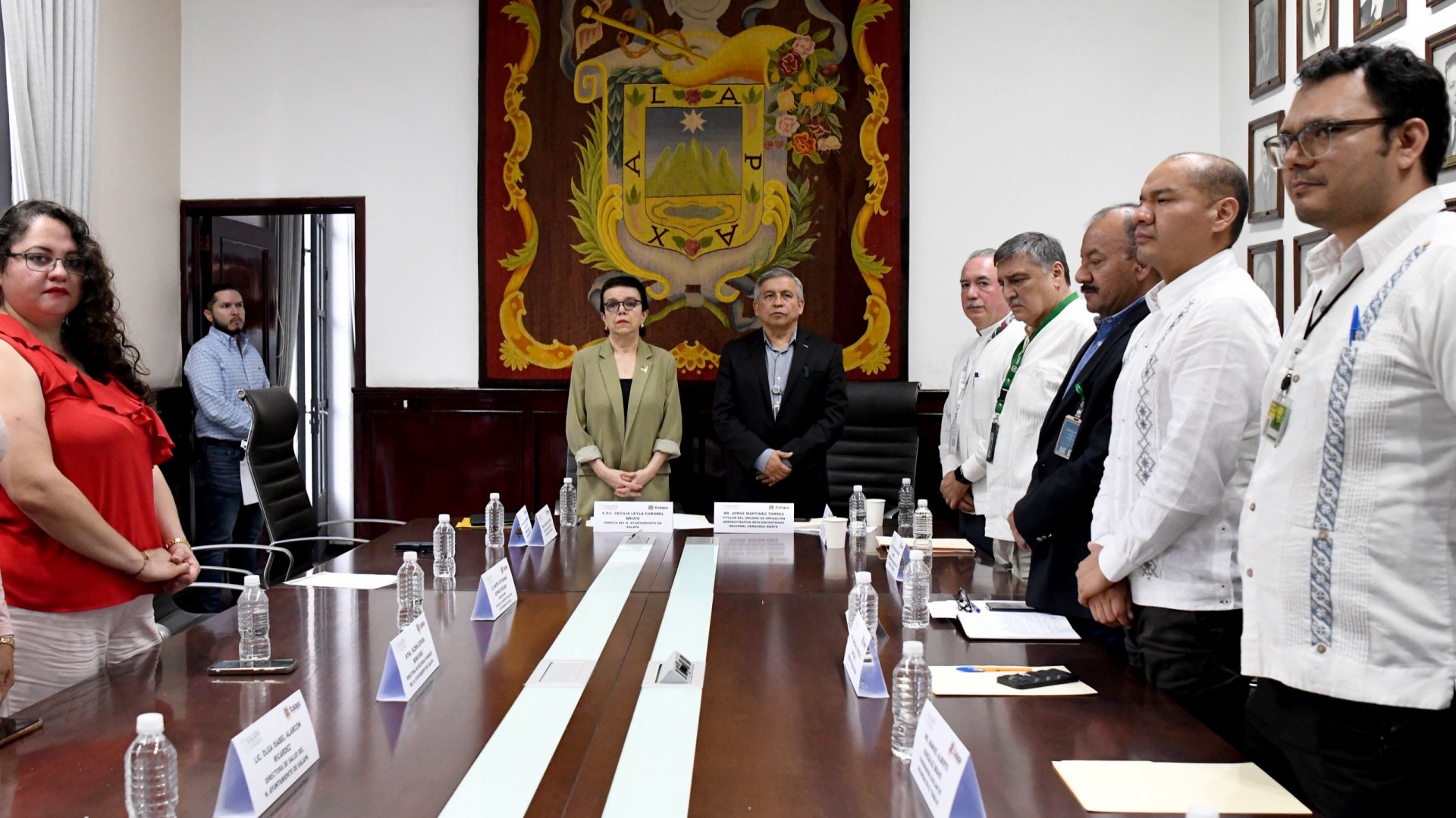 Recibe Ayuntamiento de Xalapa Distintivo ELSSA
