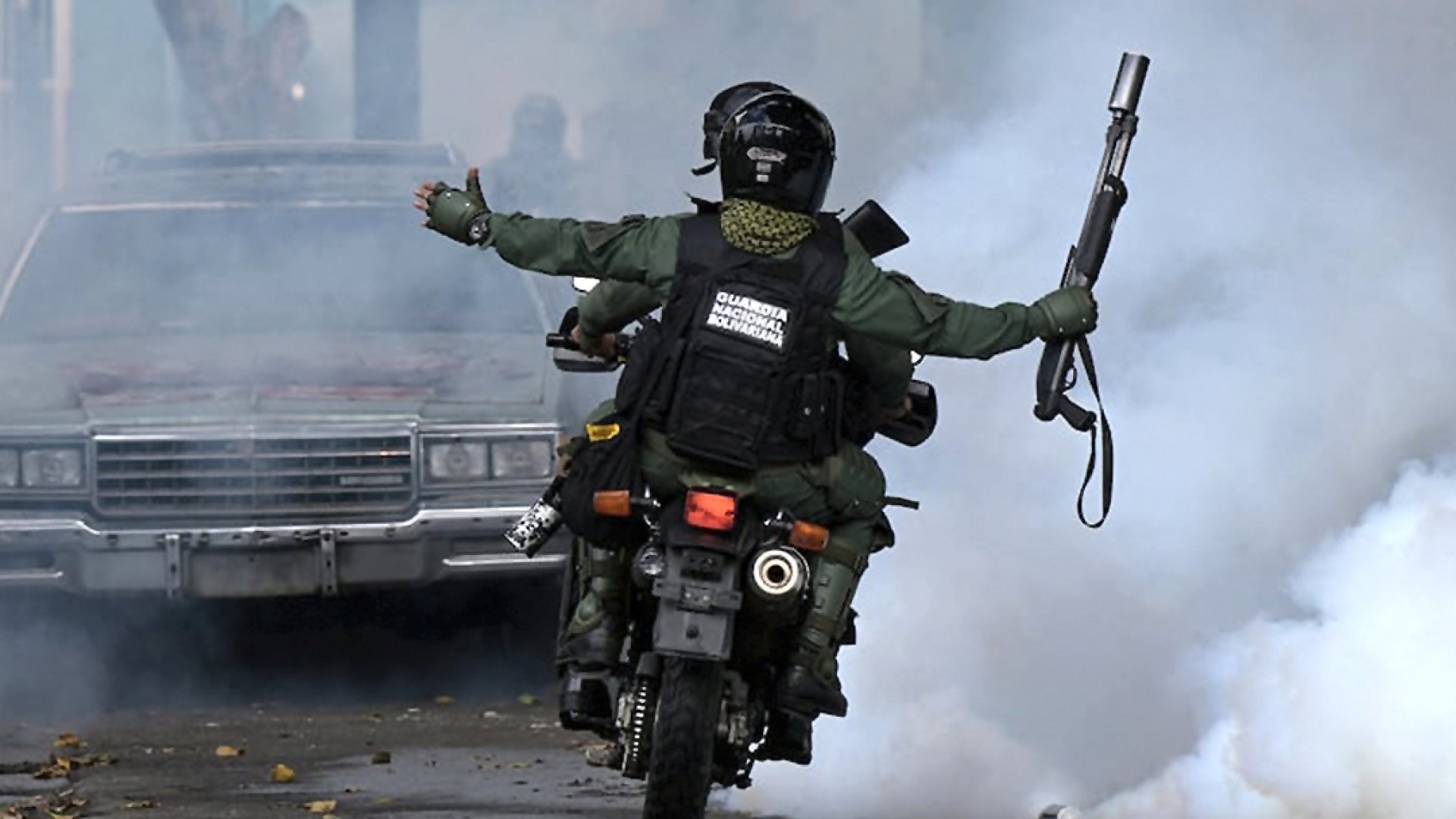 Venezuela: Brutal represión contra manifestantes y votantes
