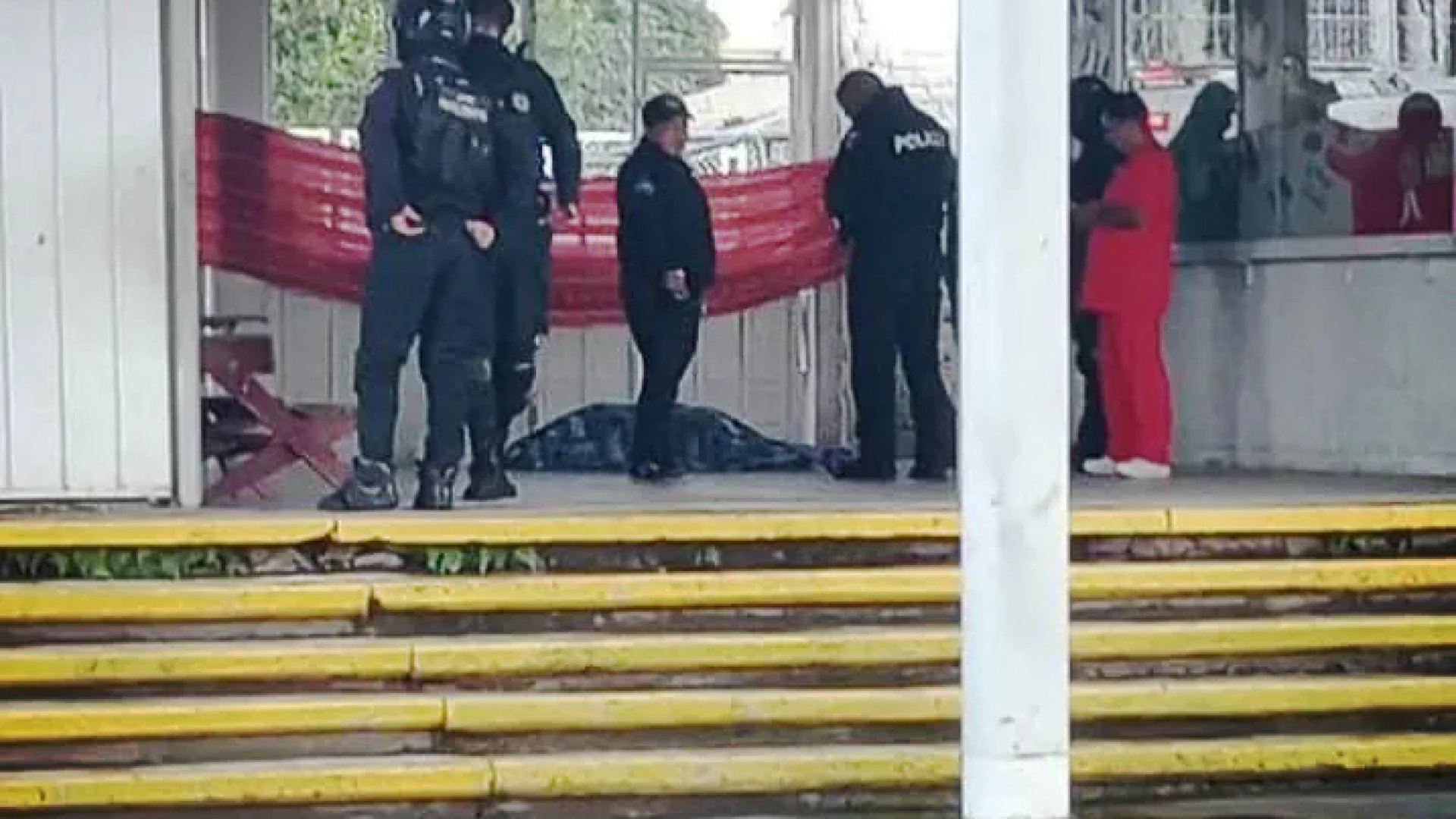 Balacera en escuela de Texmelucan: reportan un muerto y una maestra herida