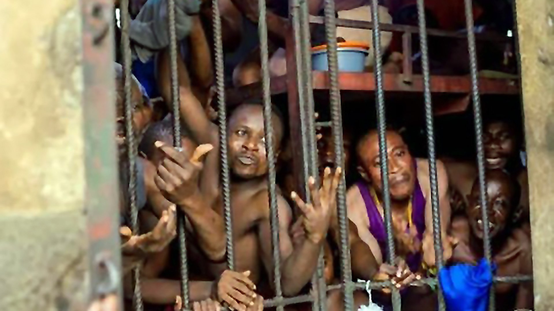 Liberan a cientos de presos enfermos en República del Congo