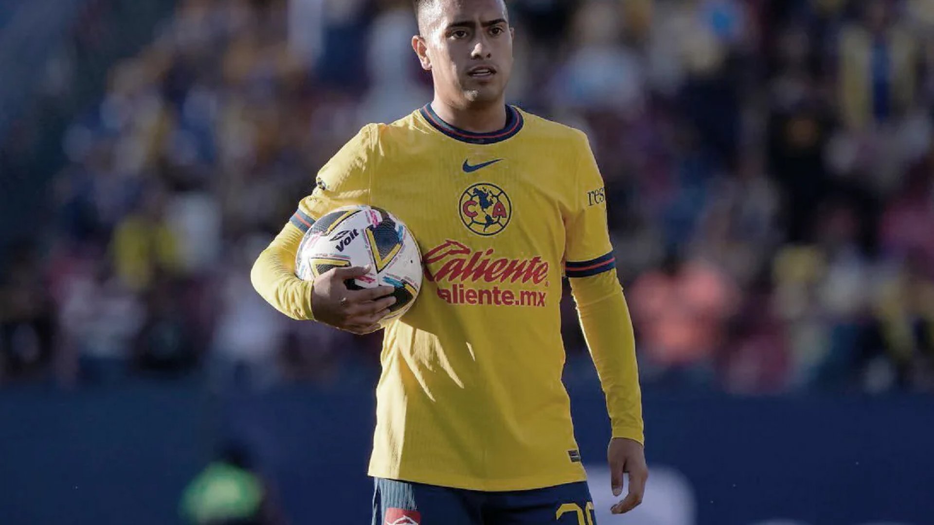 Erick Sánchez causa baja del América tras operación por apendicitis