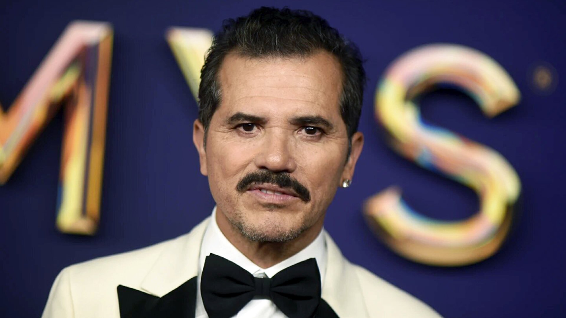 John Leguizamo destaca contribuciones históricas de los latinos en documental de PBS