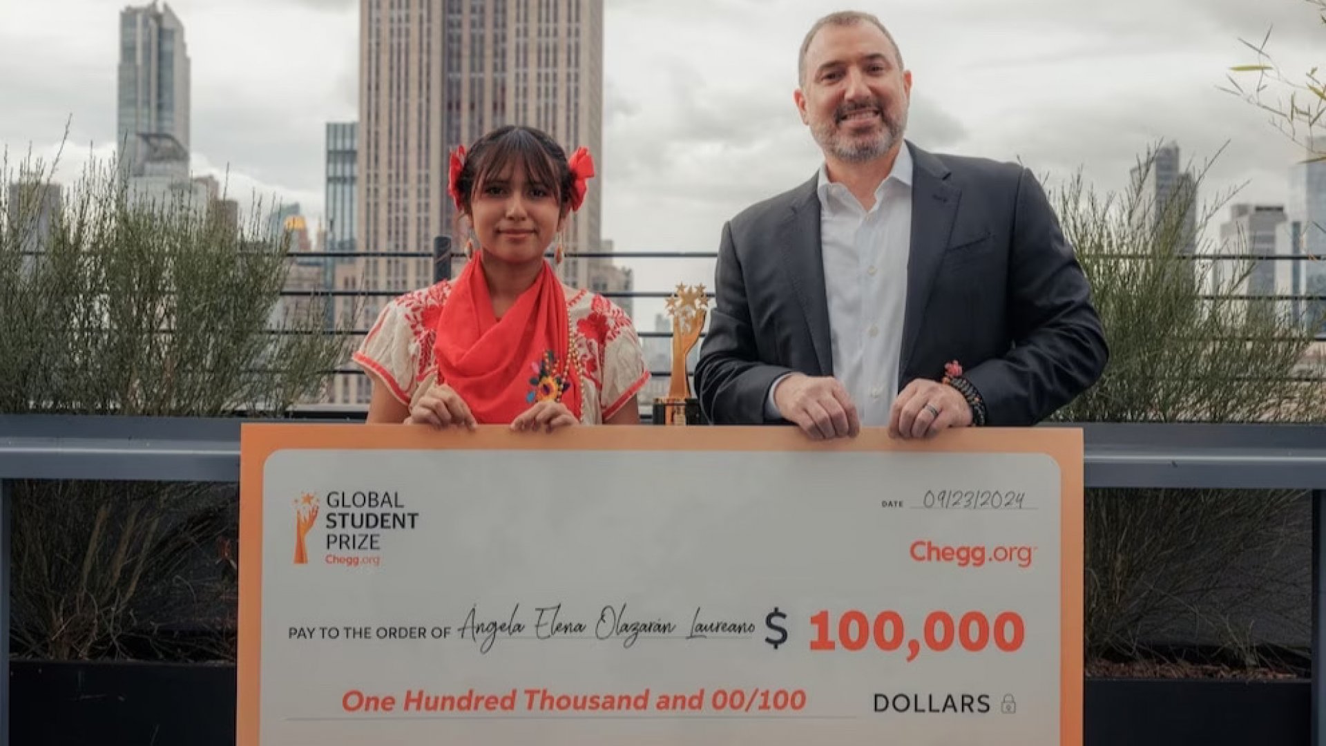 Ángela Elena Olazarán Laureano gana el Global Student Prize 2024