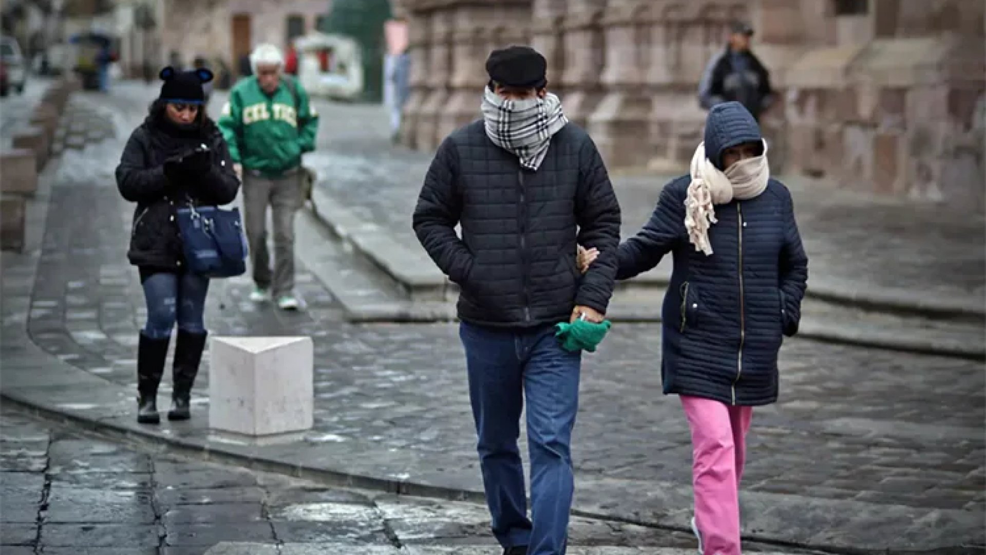 Se intensifican huracanes John y Helene; se espera entrada del frente frío 3