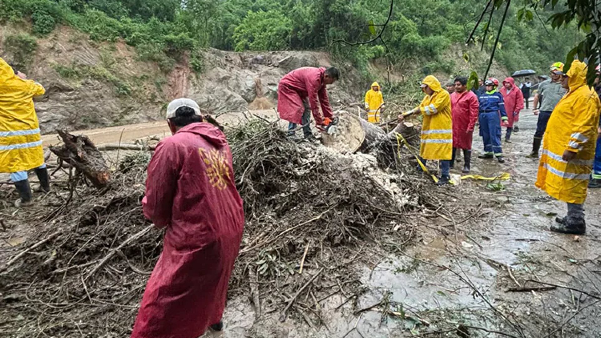 Huracán John: Federación despliega 25 mil elementos para PLAN DN-III en Guerrero