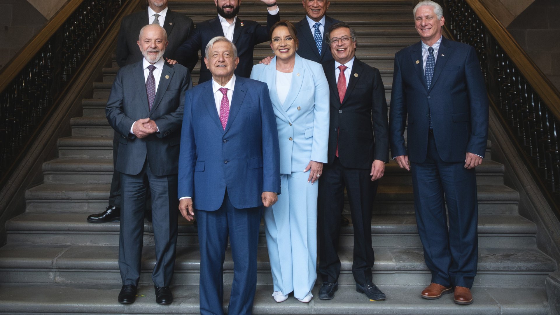 AMLO sostiene último encuentro con presidenta y mandatarios de Latinoamérica