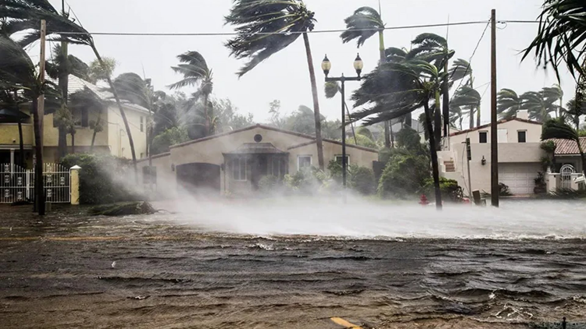 Ciclón tropical podría formarse frente a costas de Chiapas y Oaxaca