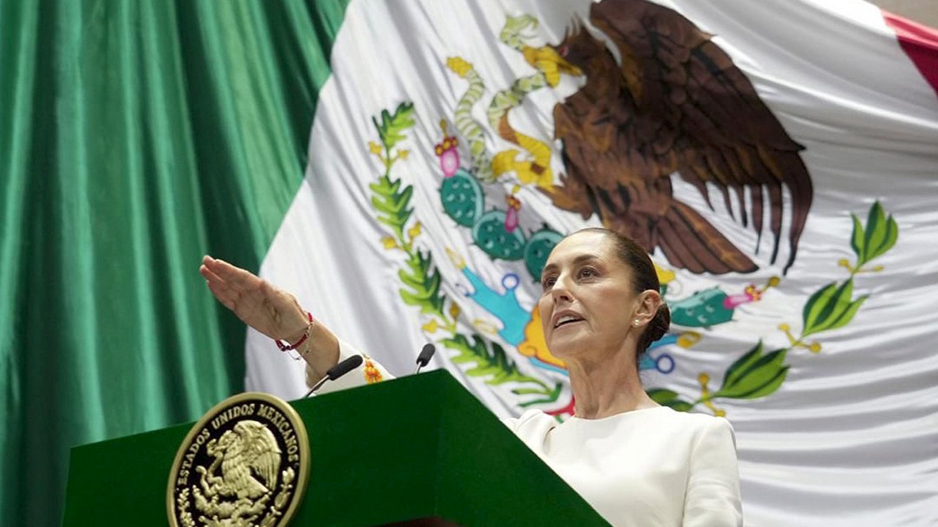 Hoy llegamos las mujeres a conducir los destinos de nuestra hermosa nación: Presidenta Claudia Sheinbaum