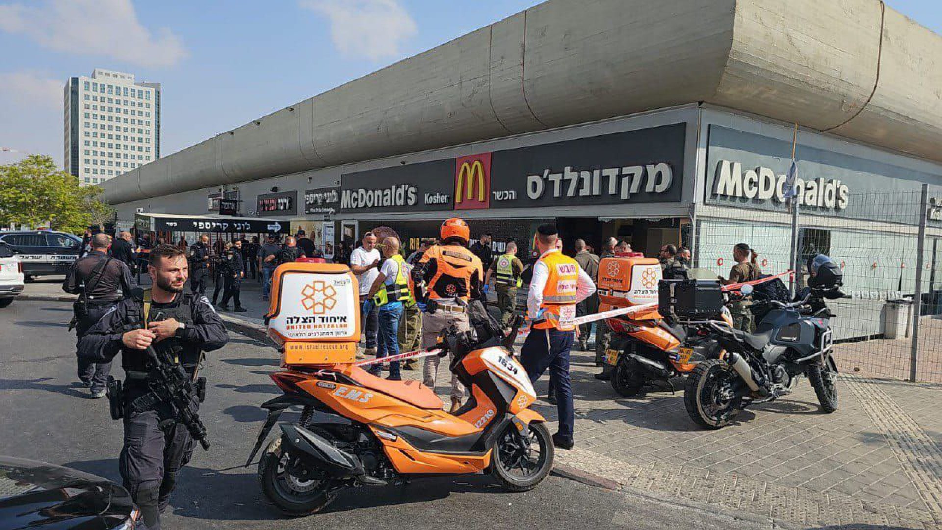 Un muerto y diez heridos en un tiroteo en Israel