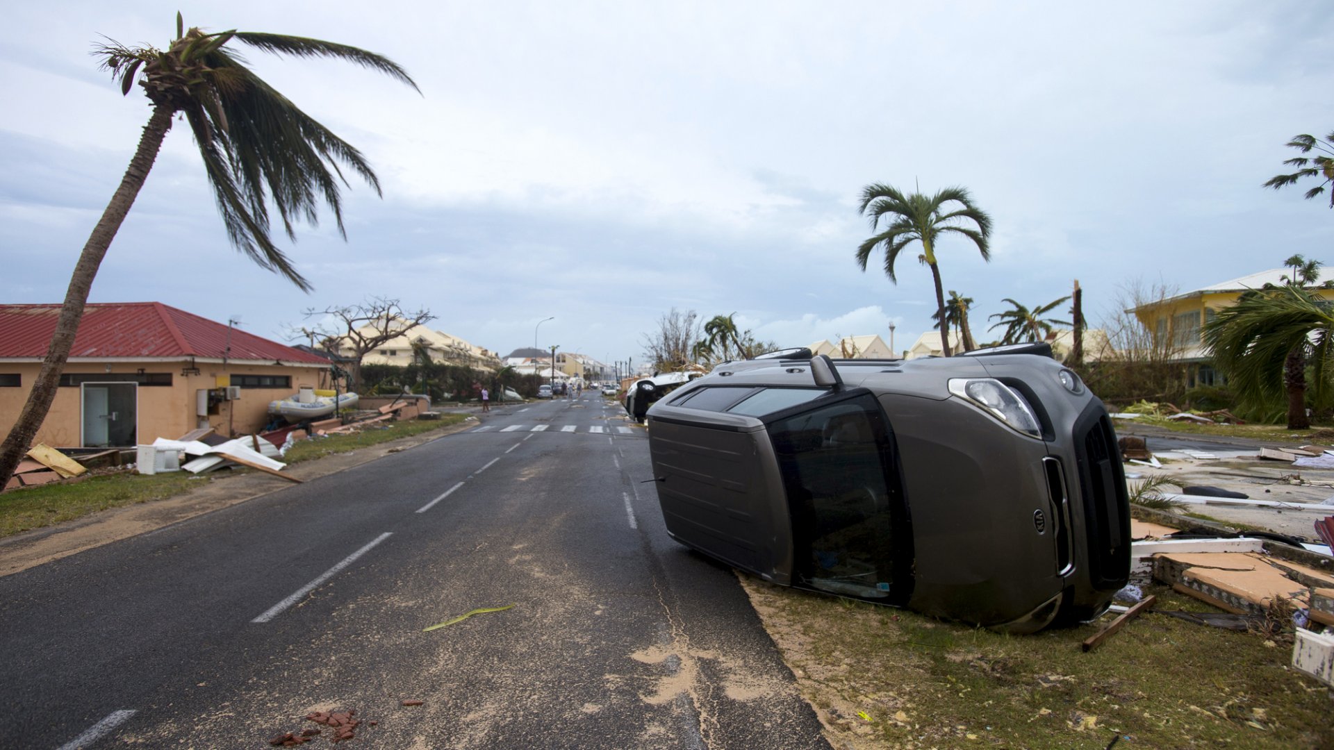 Alerta roja por huracán Milton en 69 municipios de Yucatán