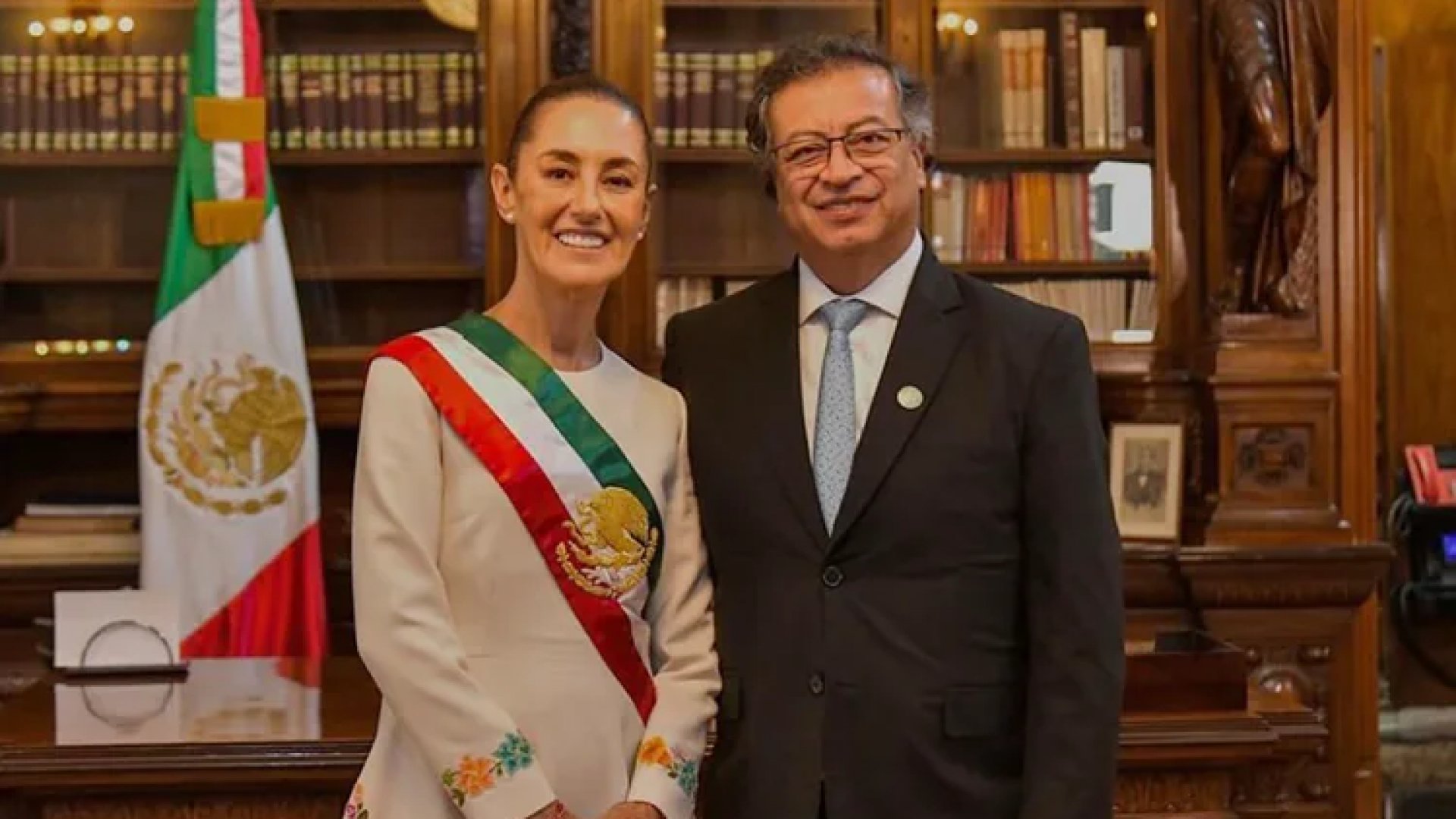 Gustavo Petro recibe apoyo de Sheinbaum tras investigación por gastos de campaña