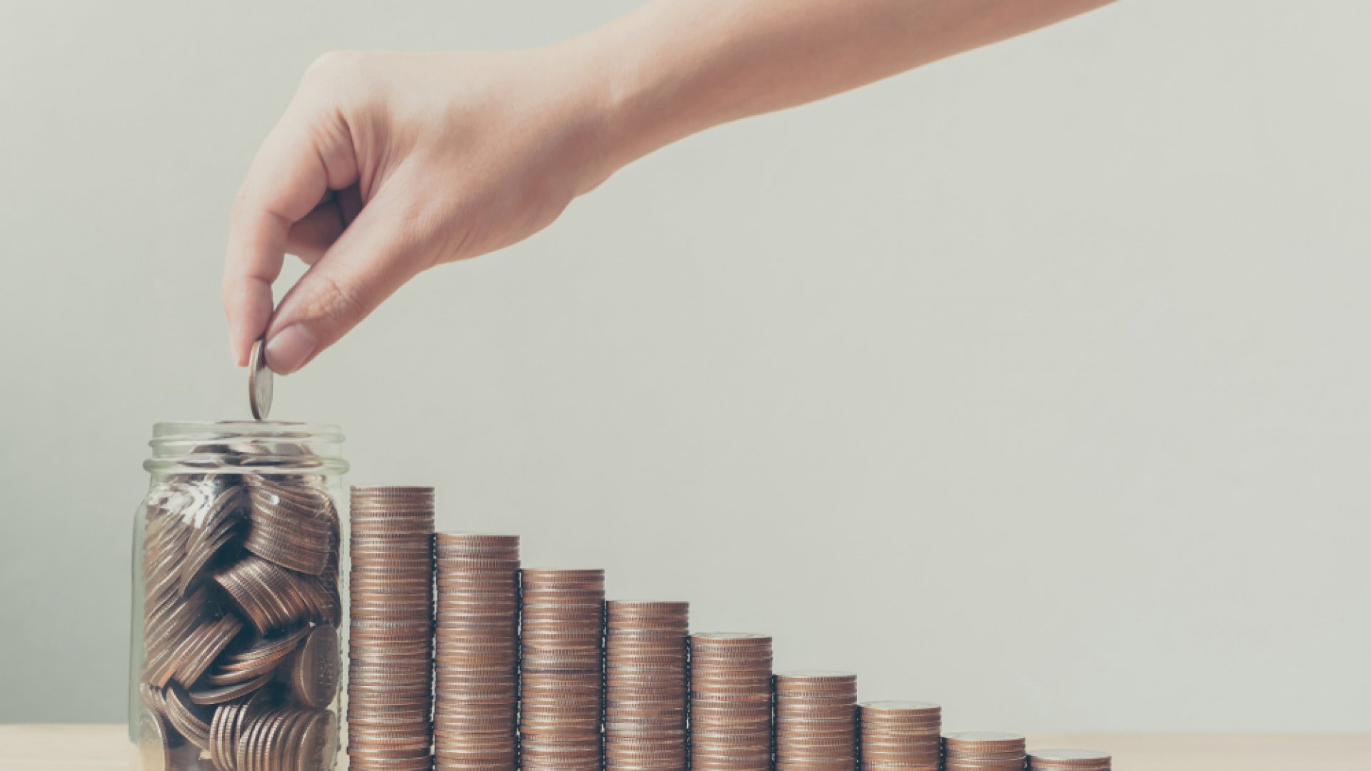 Senado aprueba reforma constitucional para que salario mínimo nunca esté por debajo de la inflación